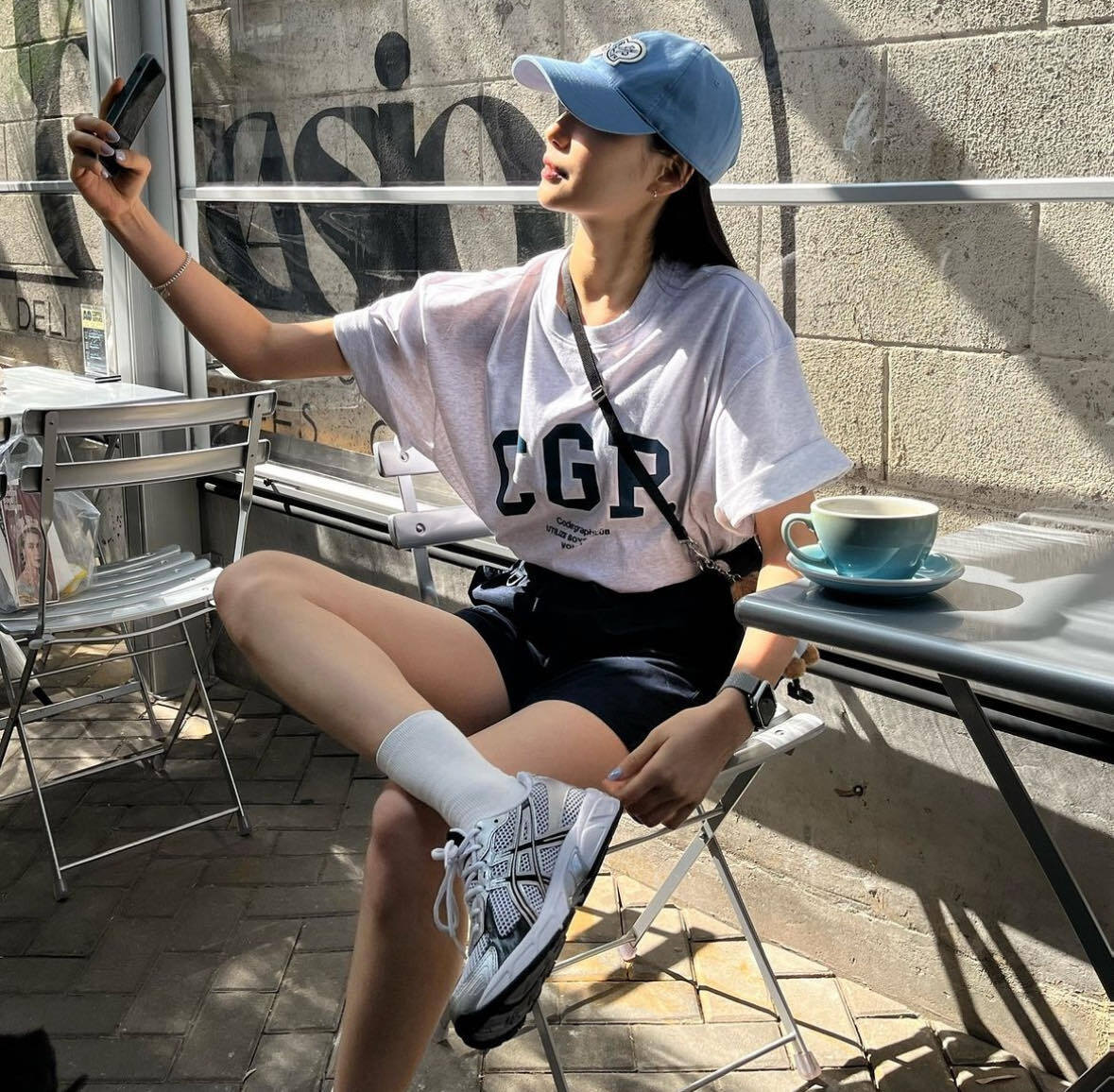 a7f81776-86c4-4727-8173-7993b23f17bb