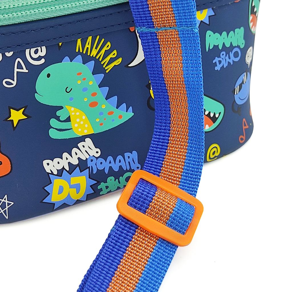 04 - lunch bag - dino - close up - 05