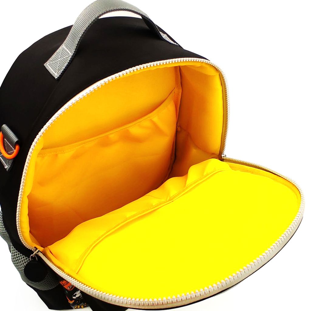26 - football - back pack - close up - g