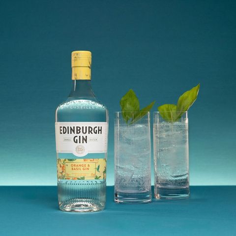edinburgh-gin_orange-_-basil_bottle-with-g_t_lifestyle_2025