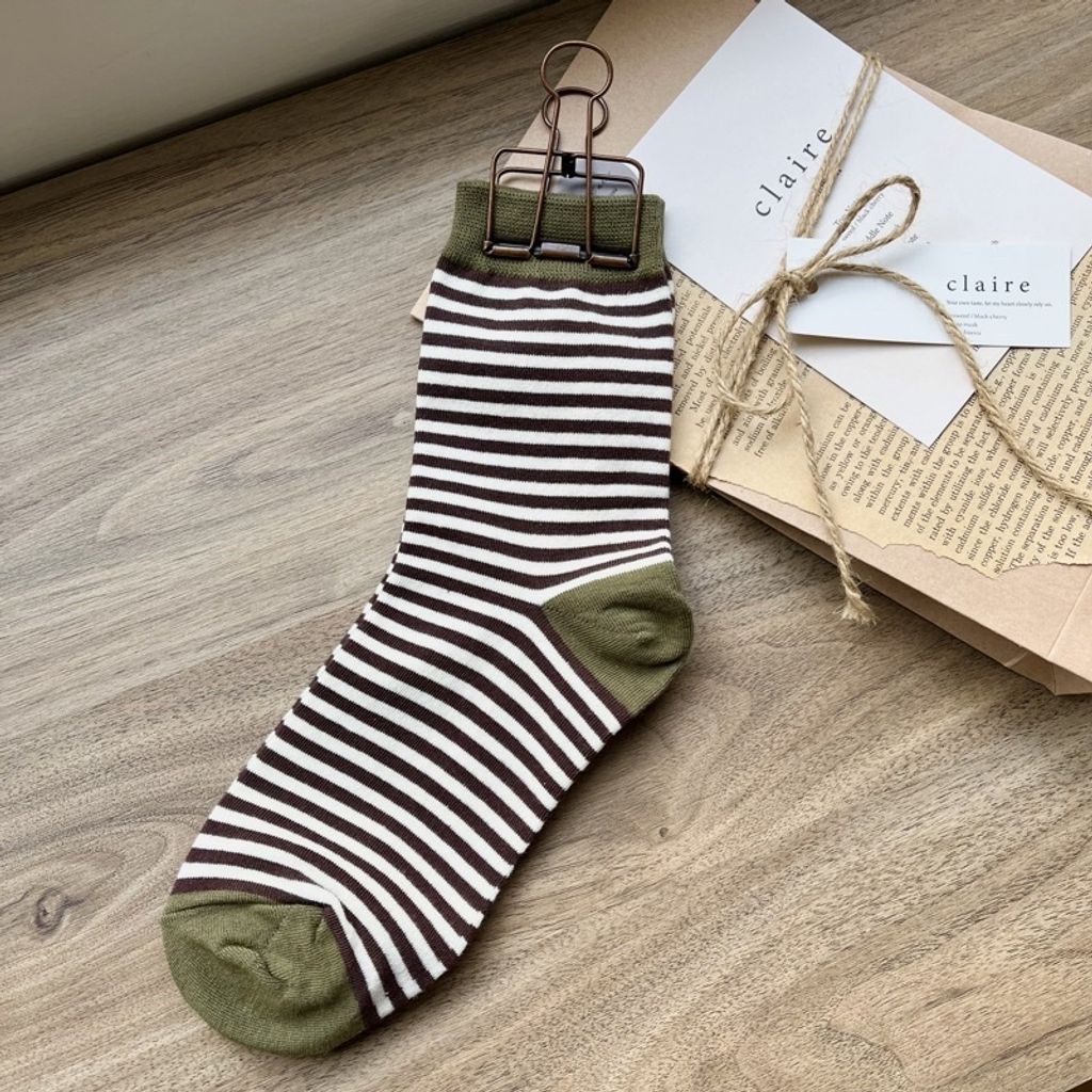 sg-11134201-22120-9v00xecrgskv3e