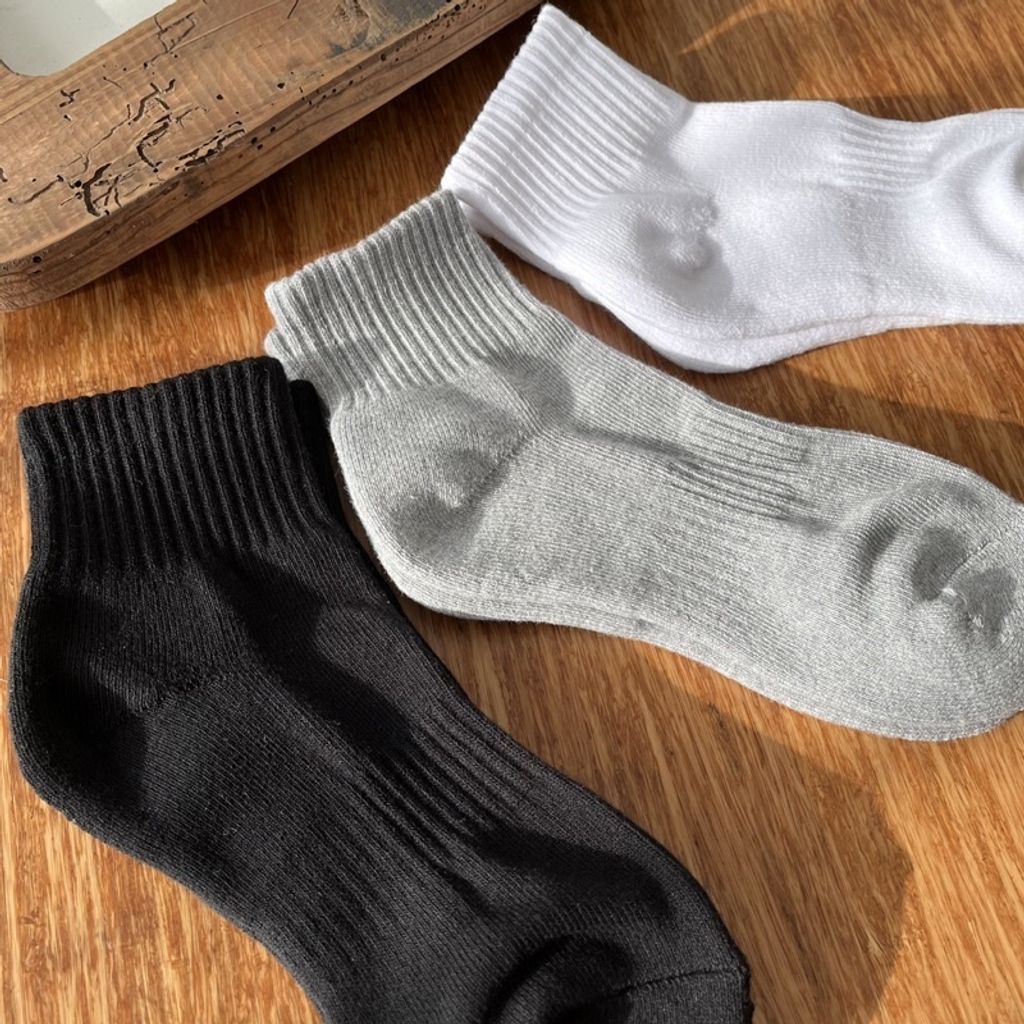 sg-11134201-22110-iaet2yf0m9jv95