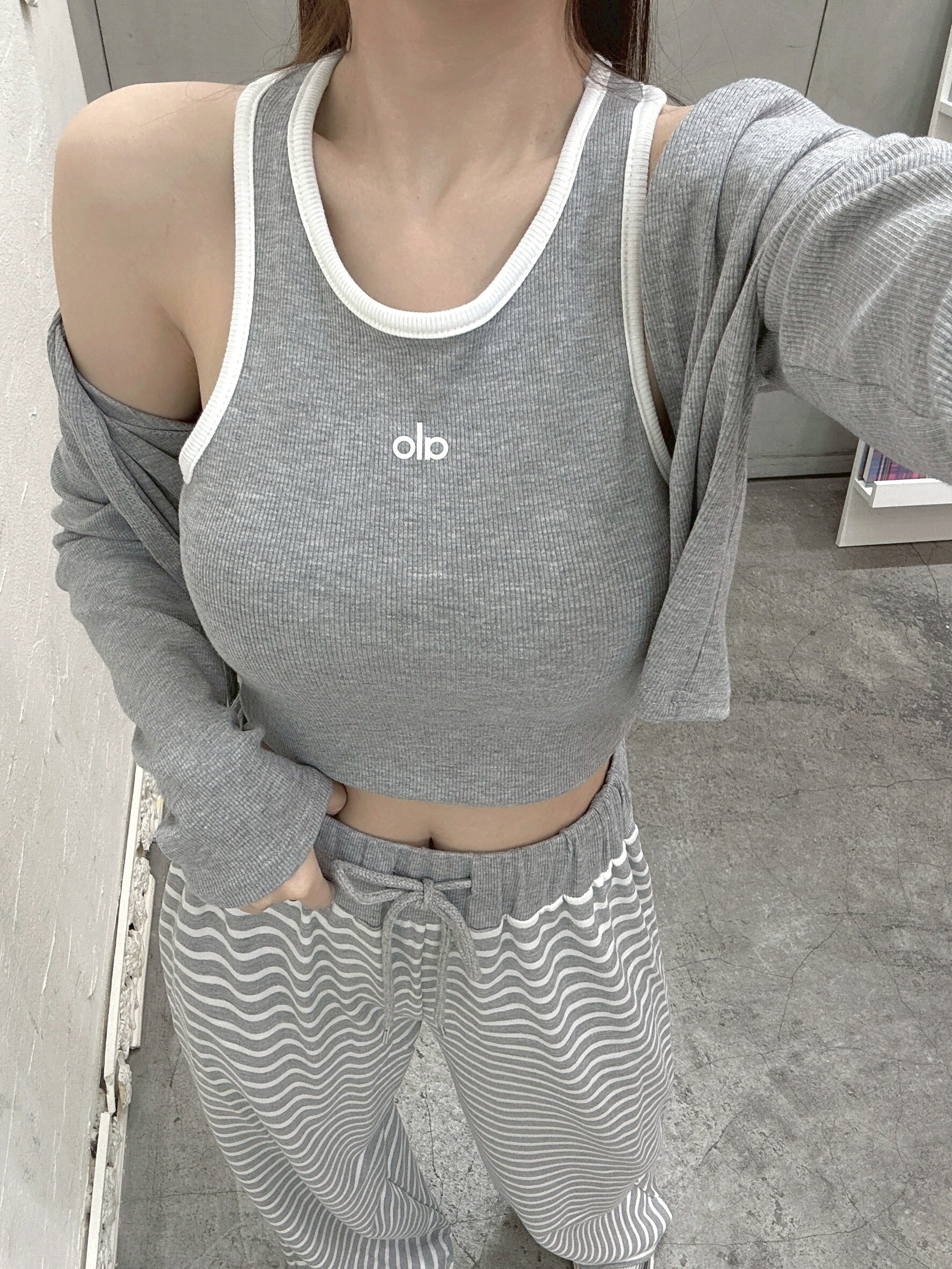 618FB773-DEED-478F-98BF-4DD79B127903