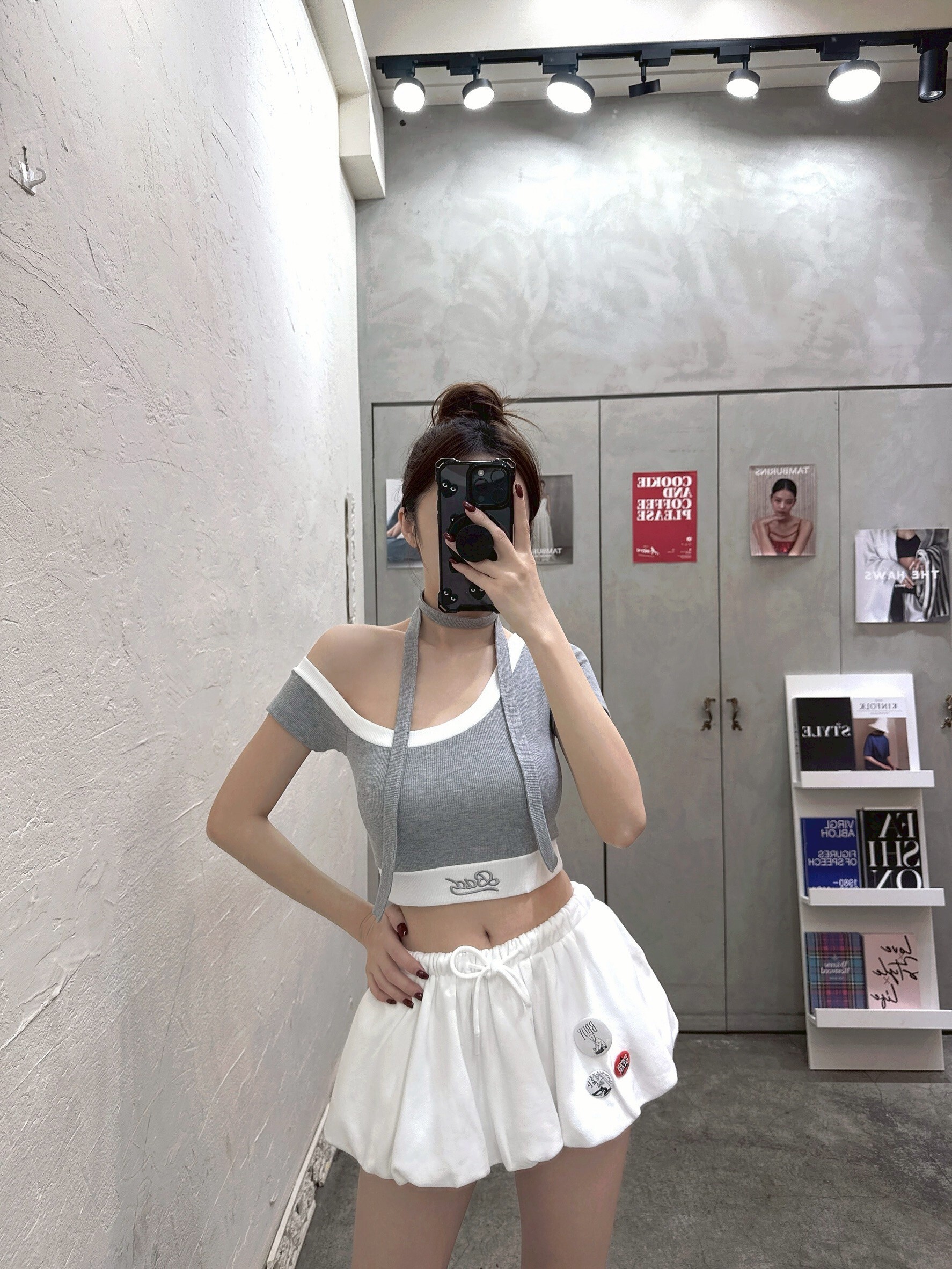 ECBEE6B5-3FE4-4F7C-8BE9-B4207807242B