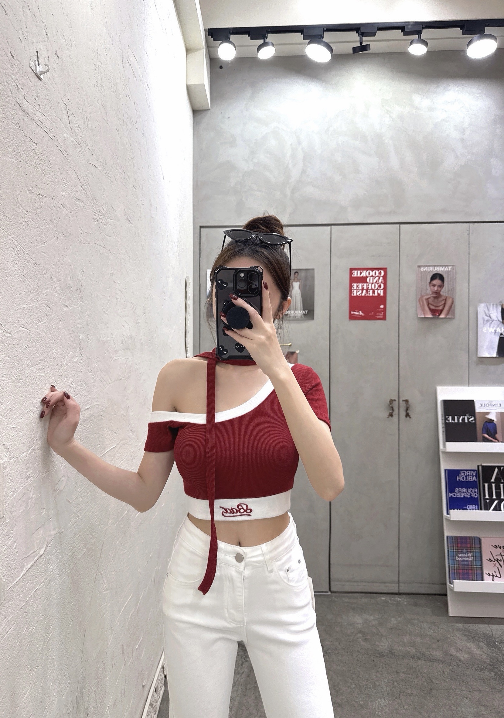 4C3AEC74-41F1-474D-A99E-E4B5871C78F3