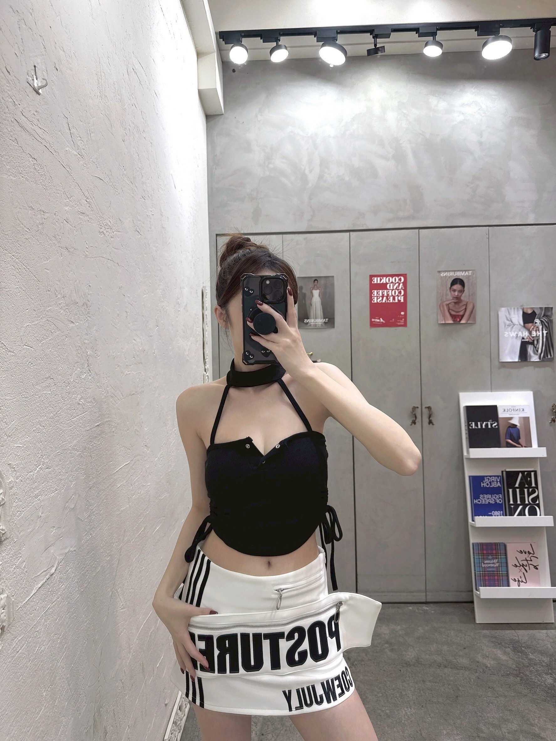 AC1F694E-1C92-4C32-9F78-669372D2C932