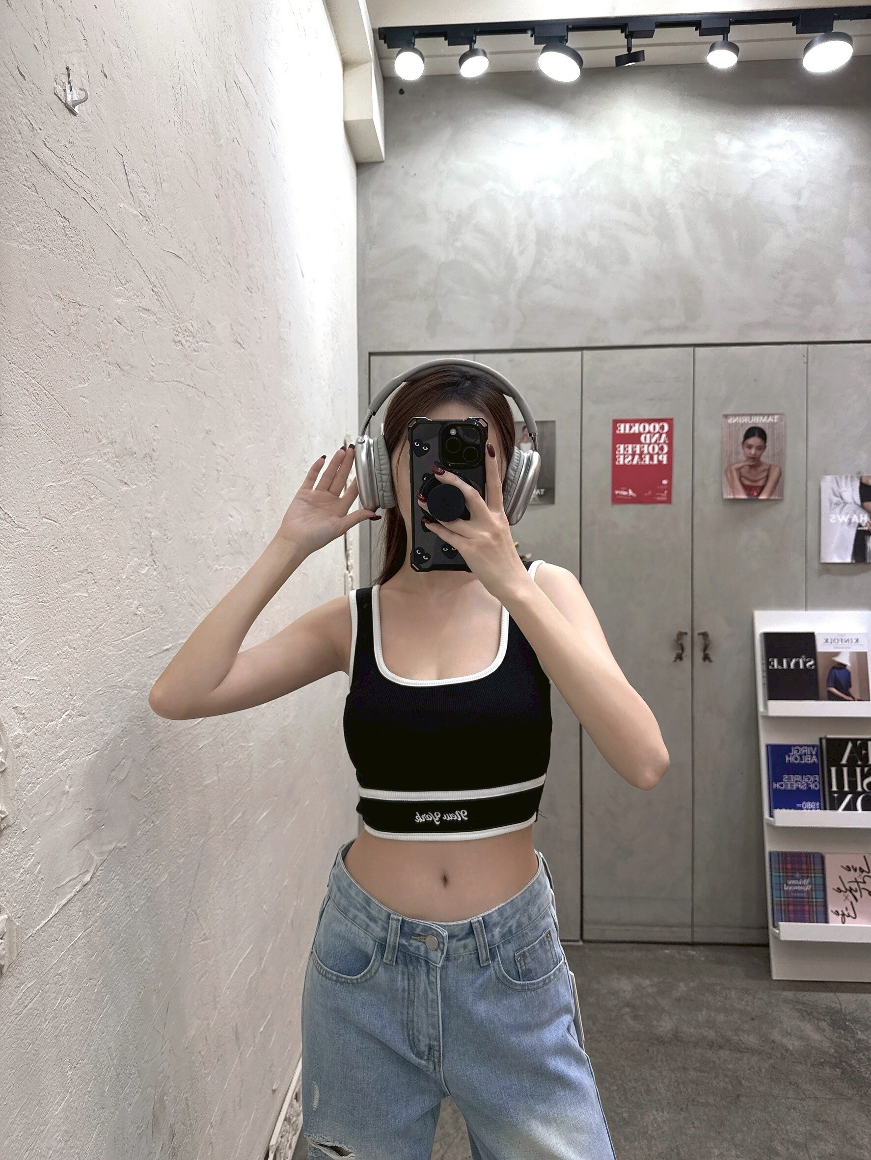 B1B76CFB-BDC3-4D4A-9A49-271CBBC1DDAF