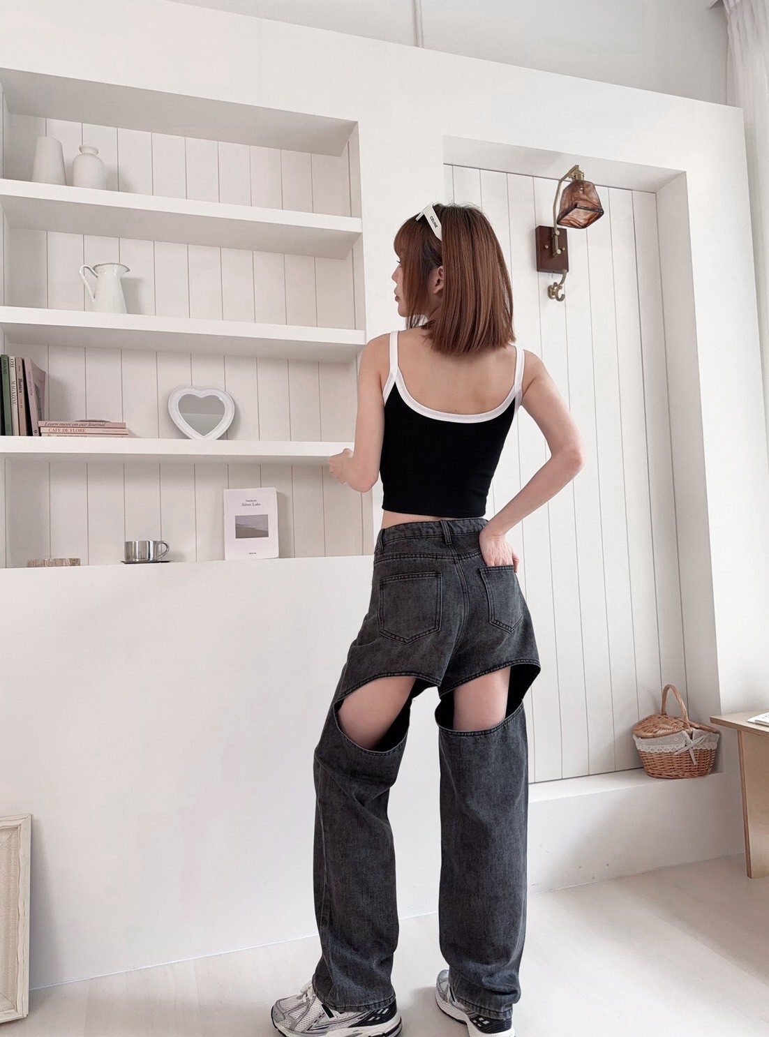 F5ABF6A3-69AA-4F53-8386-77657C99A6FE