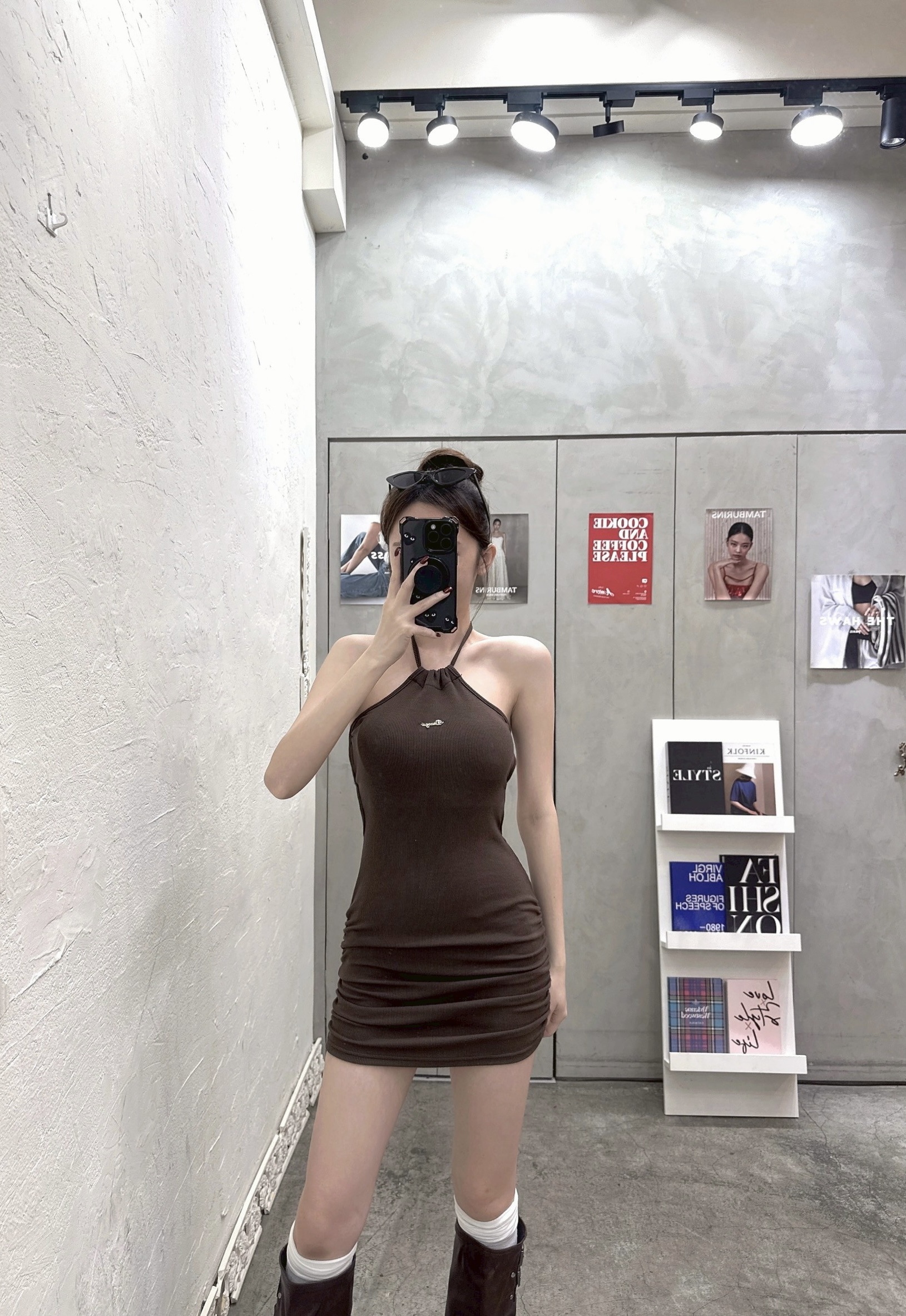 D9812C83-6BCB-4213-A28E-5802AF791476