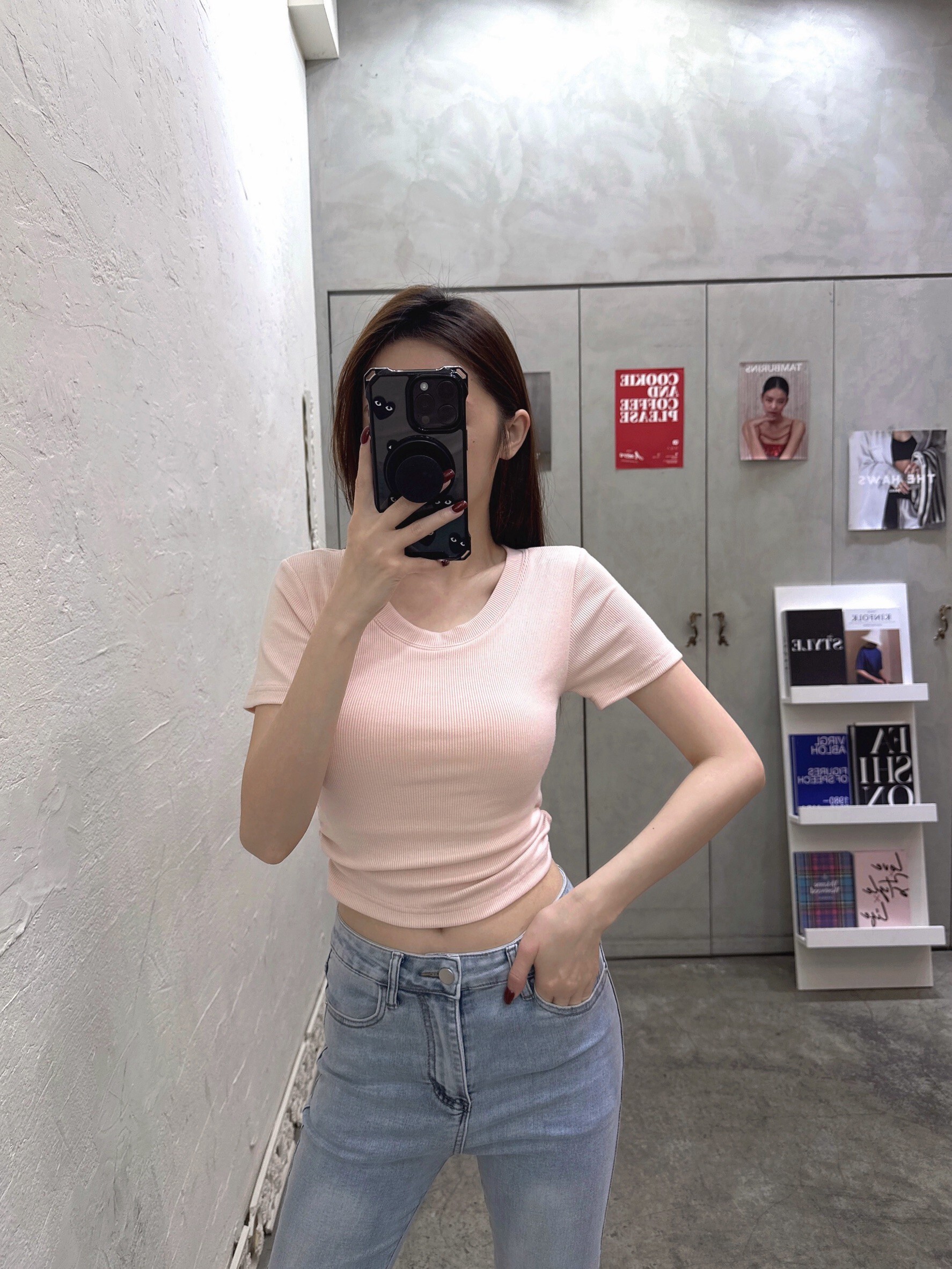 47DD2736-00F3-4E3F-8B62-A136FEC663BC