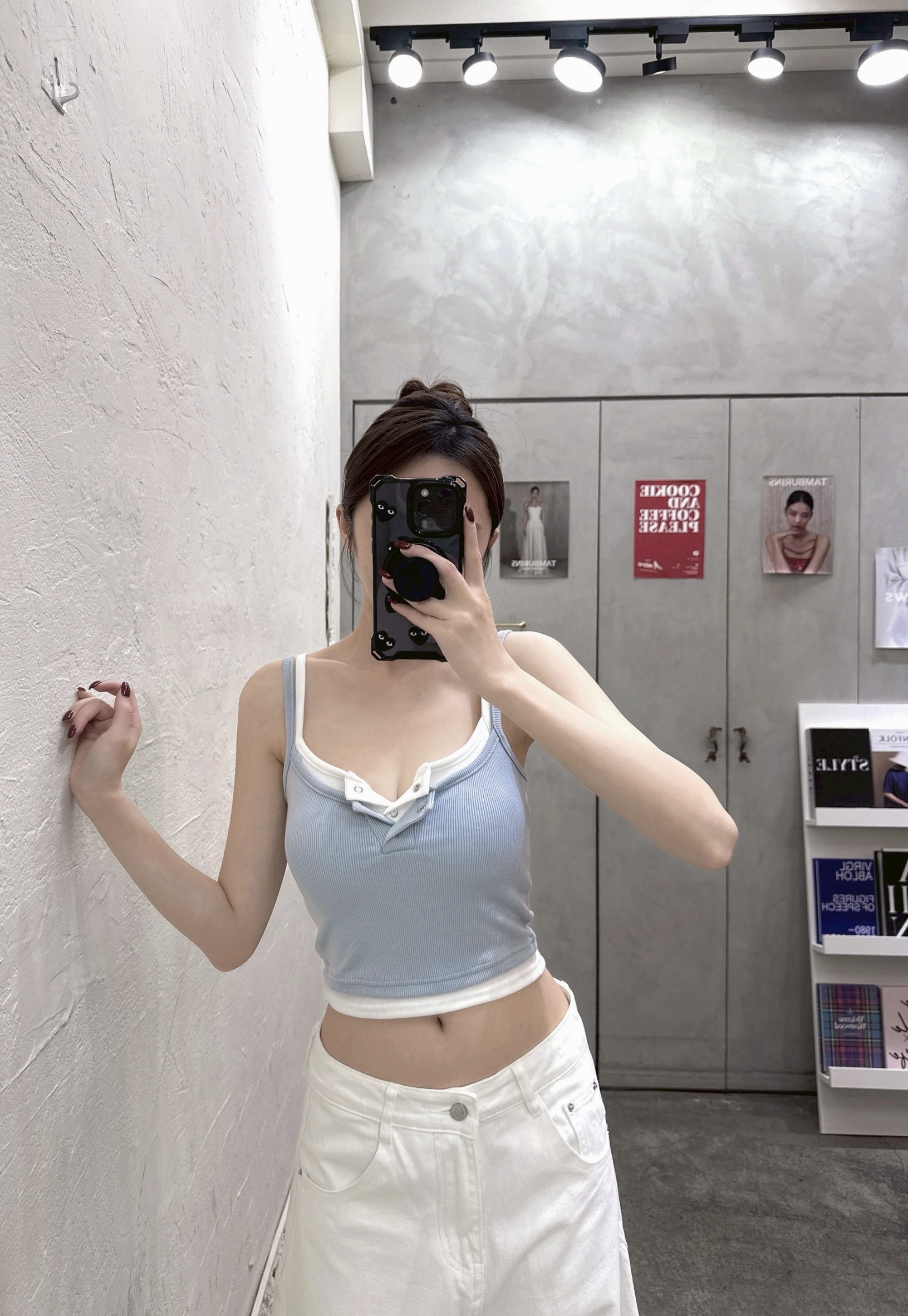 CBFDA8C8-6F49-4B81-B2FB-657949862D8E