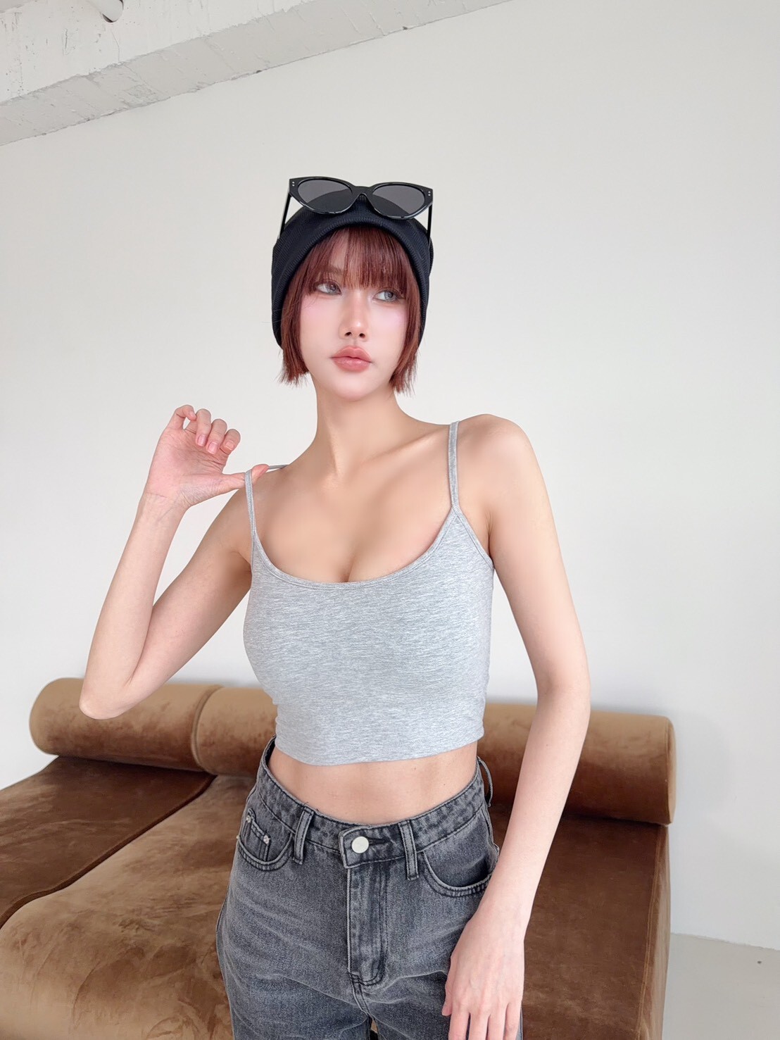 2B0EF252-7E4B-448C-86B7-31FE513BAC12