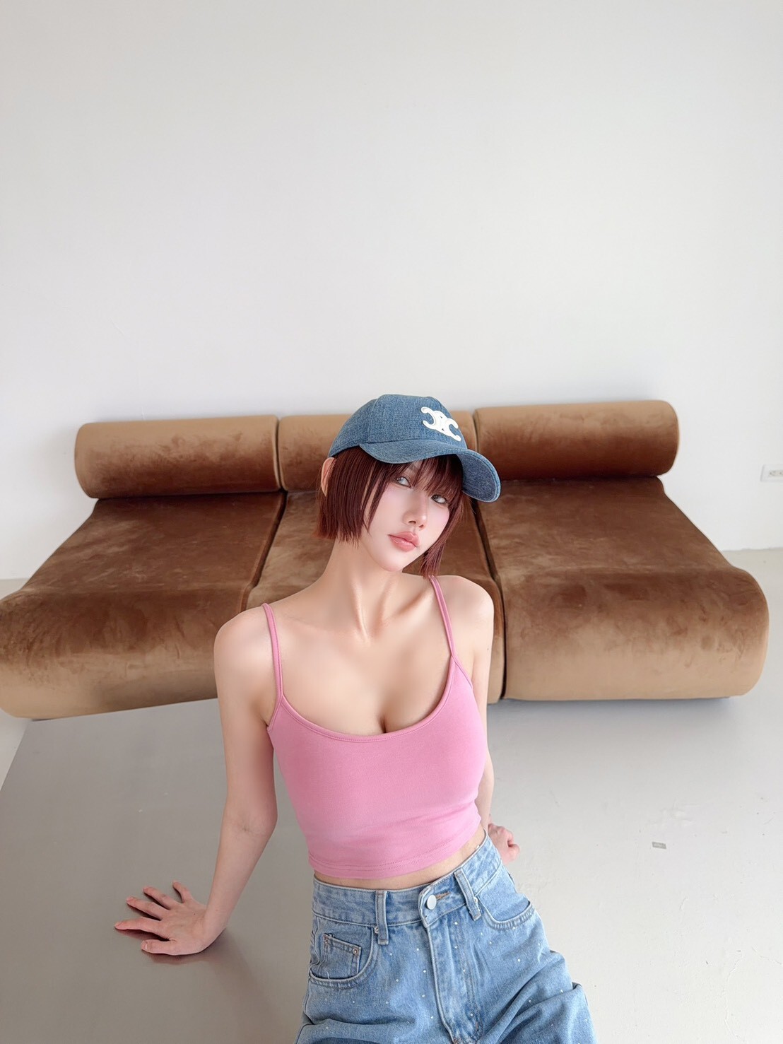 D05A5DB7-9BA3-47DA-9E9B-6983CF55DE1F