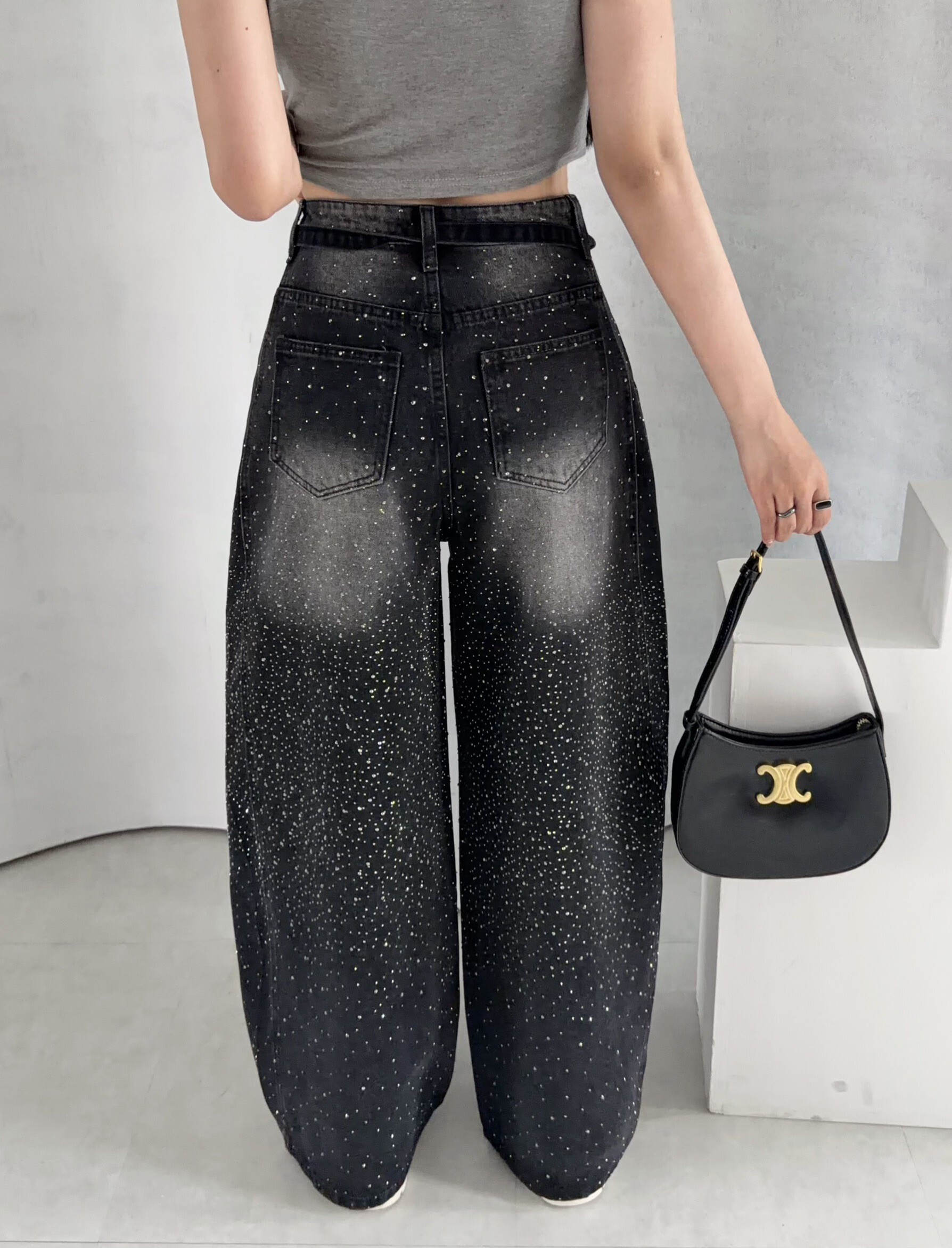 063270BB-C253-463C-933A-58836A1FCE8C