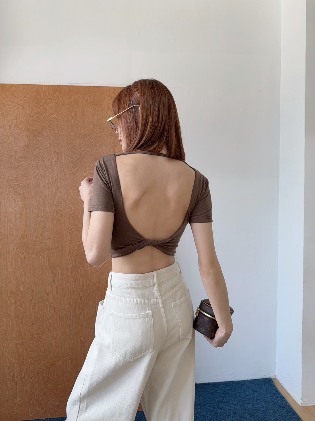 B3B90A46-A5C4-4C6B-A9C5-3BD1FF843018