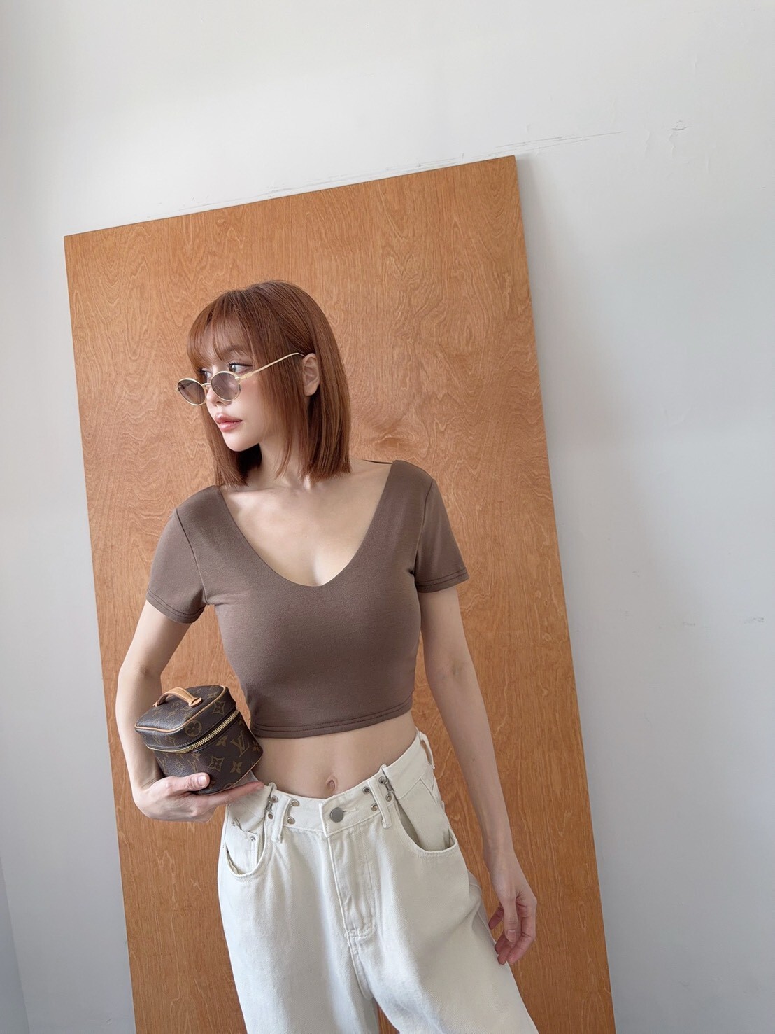 4F831ACD-EFFB-483E-8489-E976D843F880