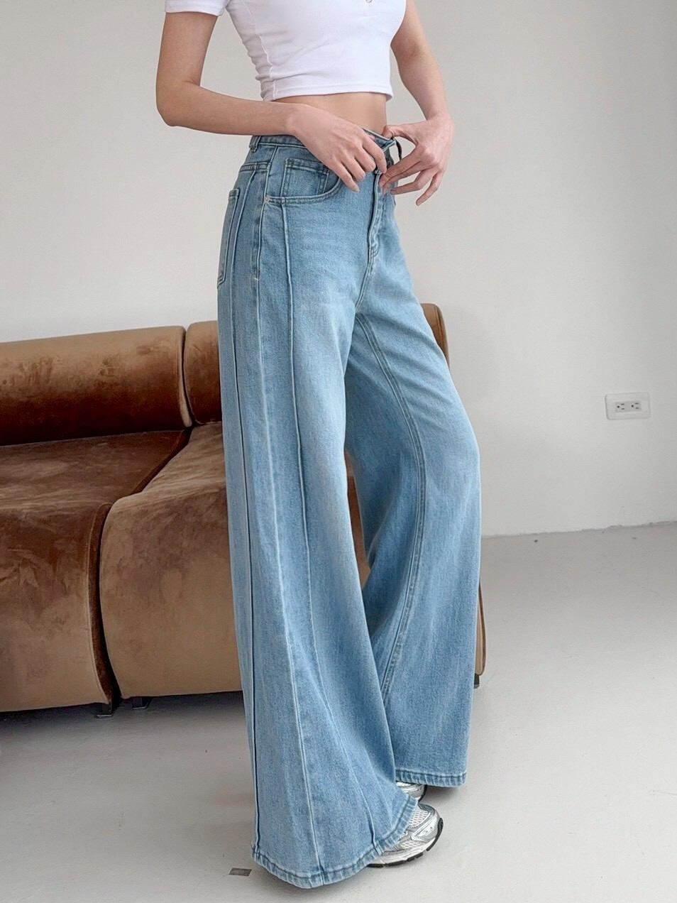 44AC2E17-BF15-49FE-8642-EFBC83553557