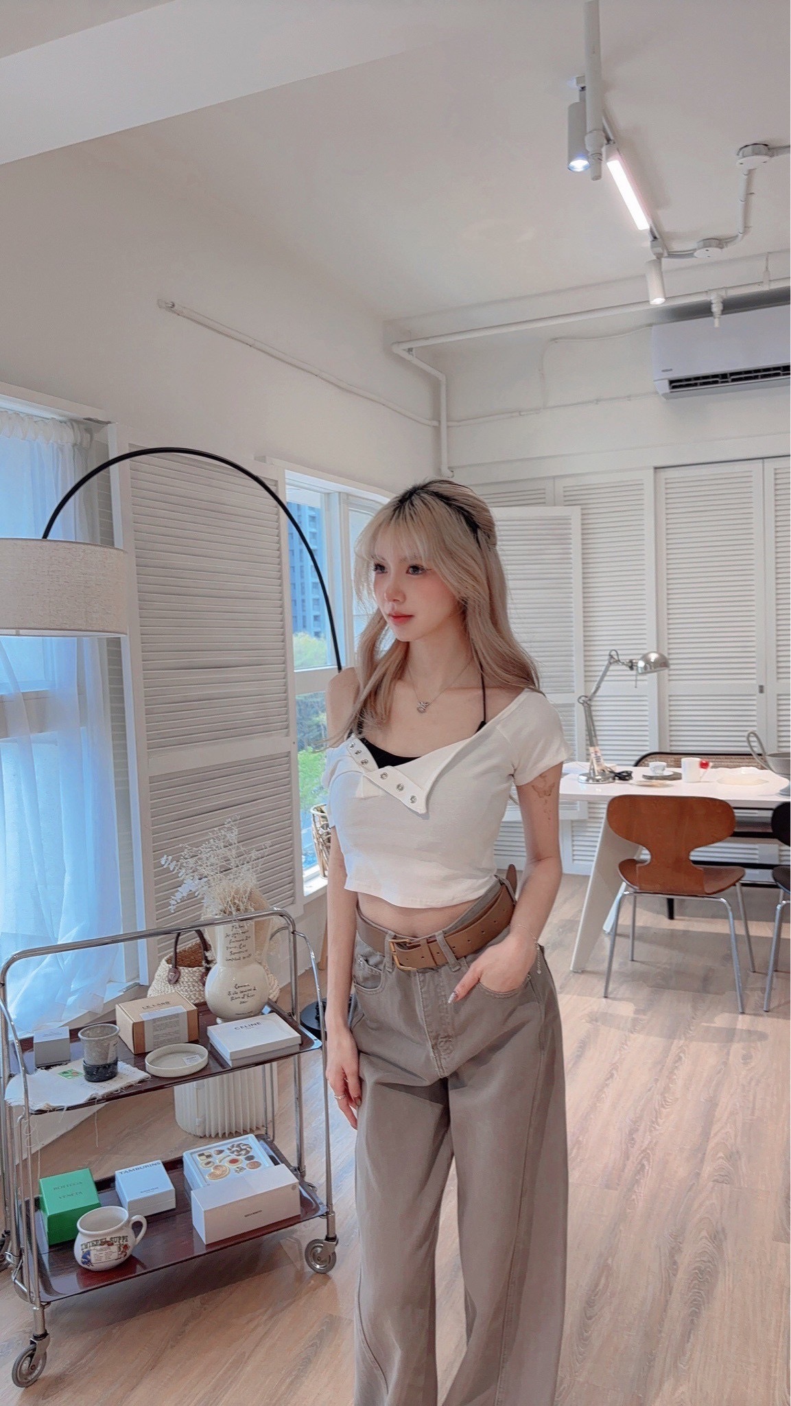 C5BD187B-C158-42A3-BE41-5F6CCB8BA8AA