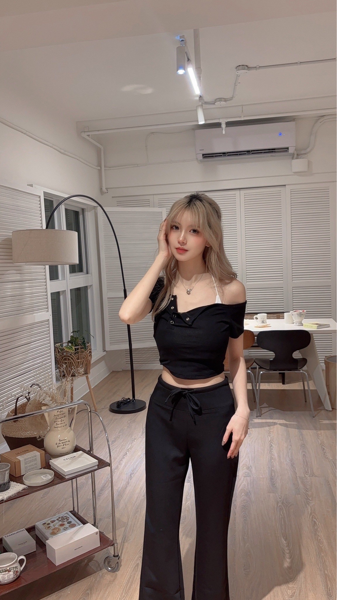 ACDAEBB6-5107-4C84-A28B-6306AAADA97B