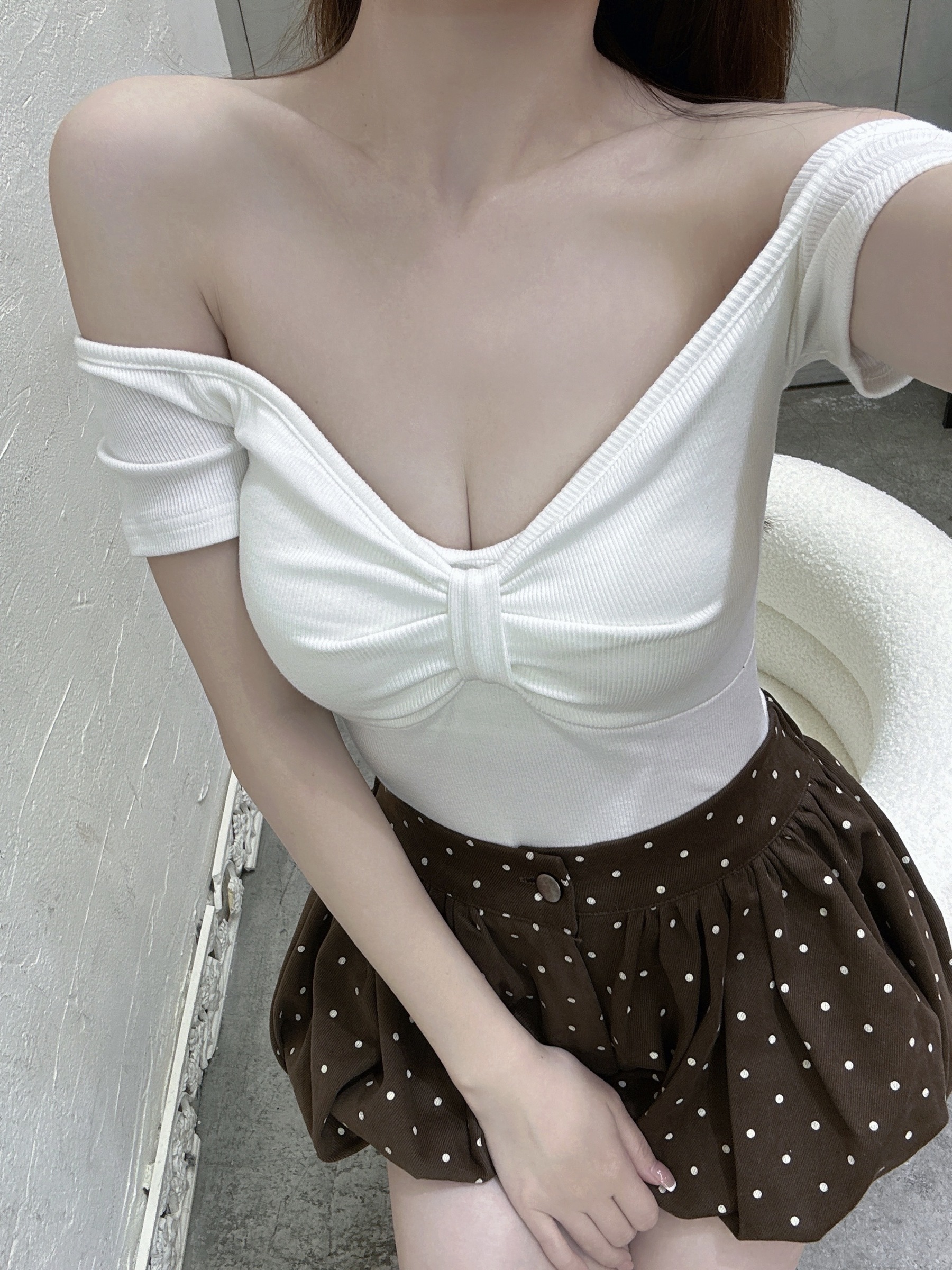 5D674547-1520-4C76-937D-CCCF451671C2
