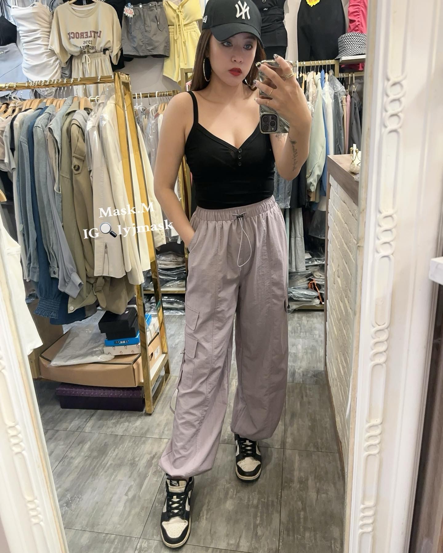 ECC1240F-6A89-46F2-8D59-04F4A772D71F