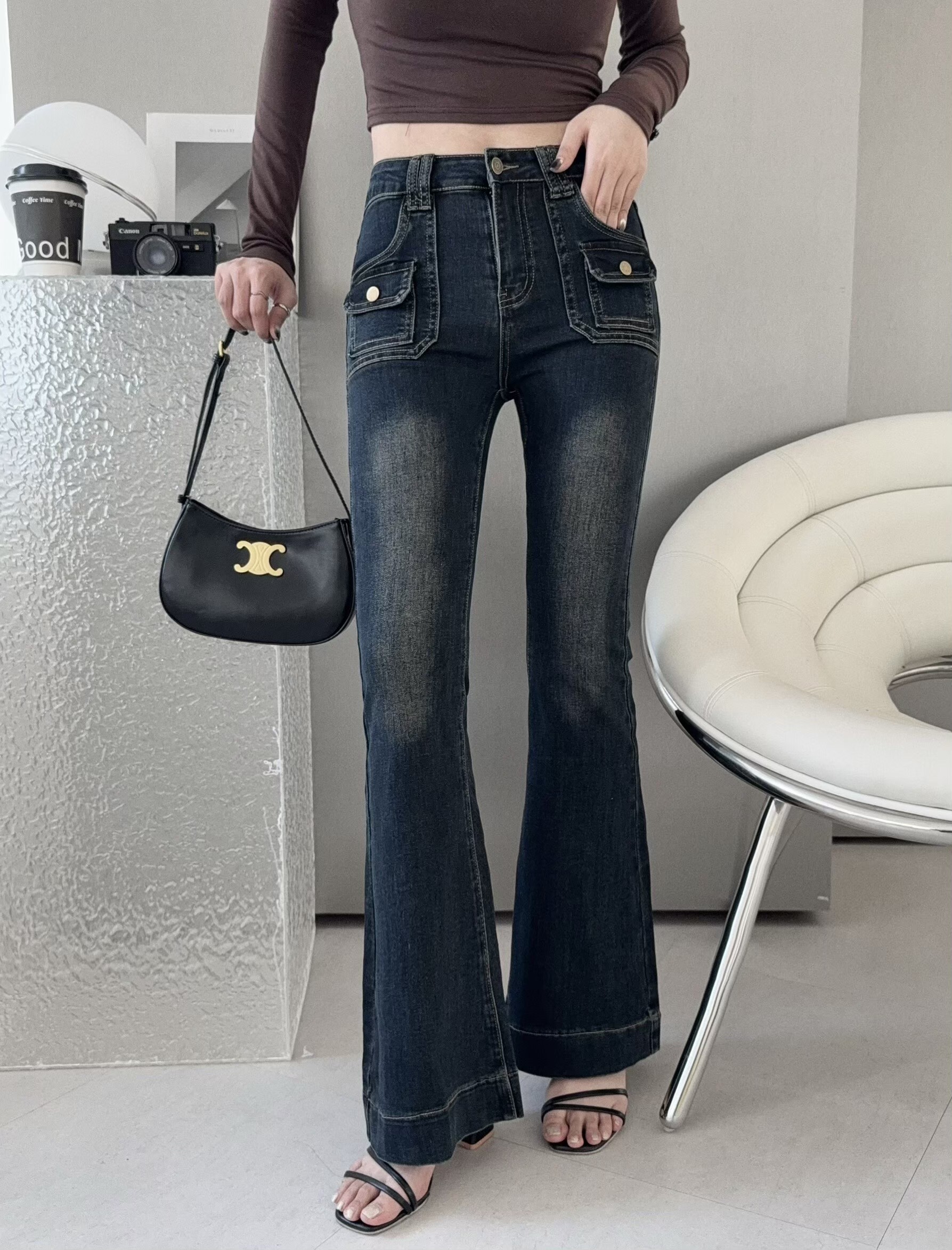 601479F2-0F13-4995-B5C0-0561667435AB