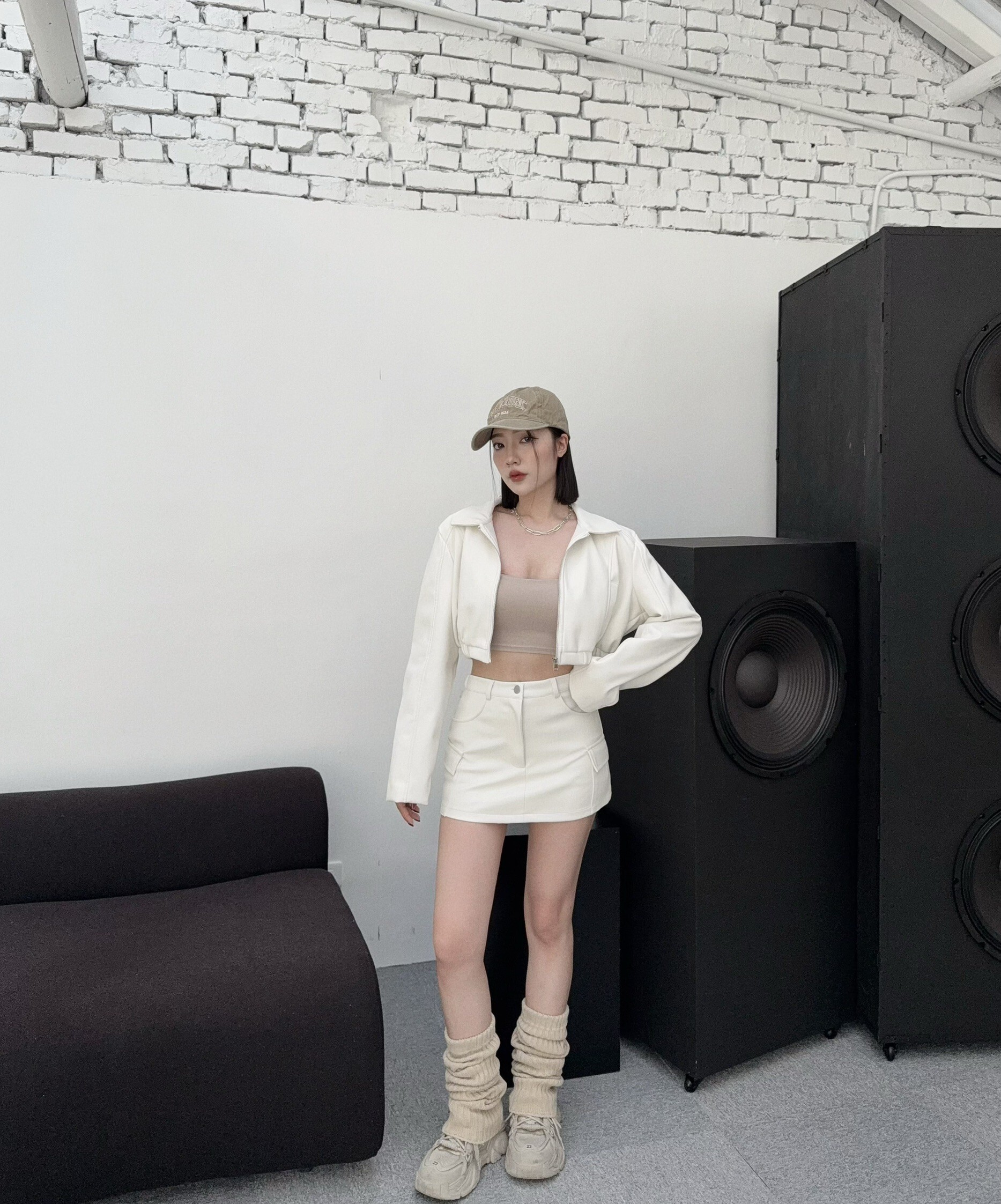 B3B91703-9042-49B9-AF66-BC52C8EA0F93