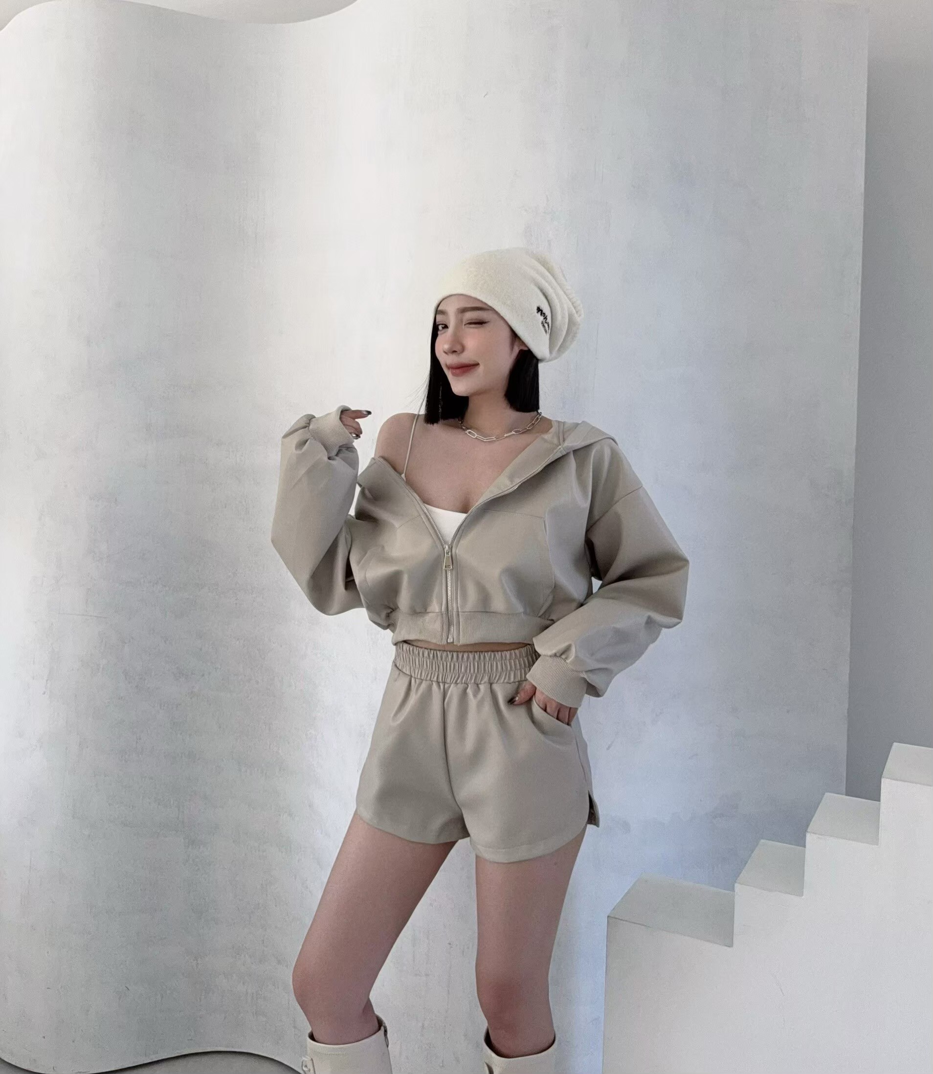 6D5A7C19-7E6E-4A97-A63C-54937329C92E