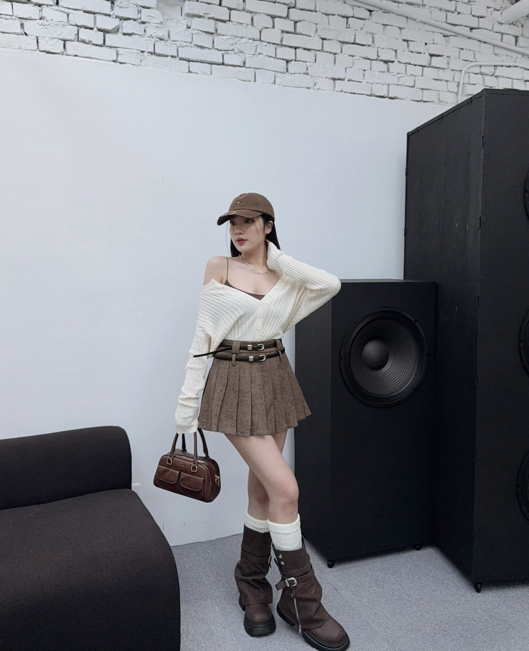 8DD9C474-6851-499B-A9F5-B62772E168DE