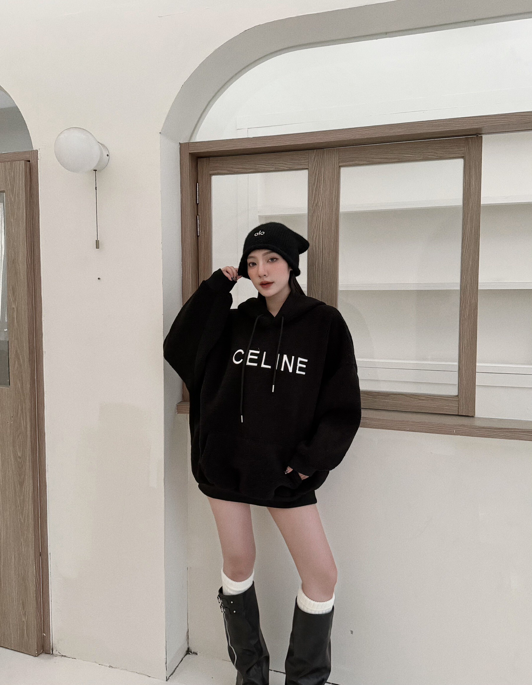 202CE81F-4F07-404A-8C3E-781AD8FCCAB3