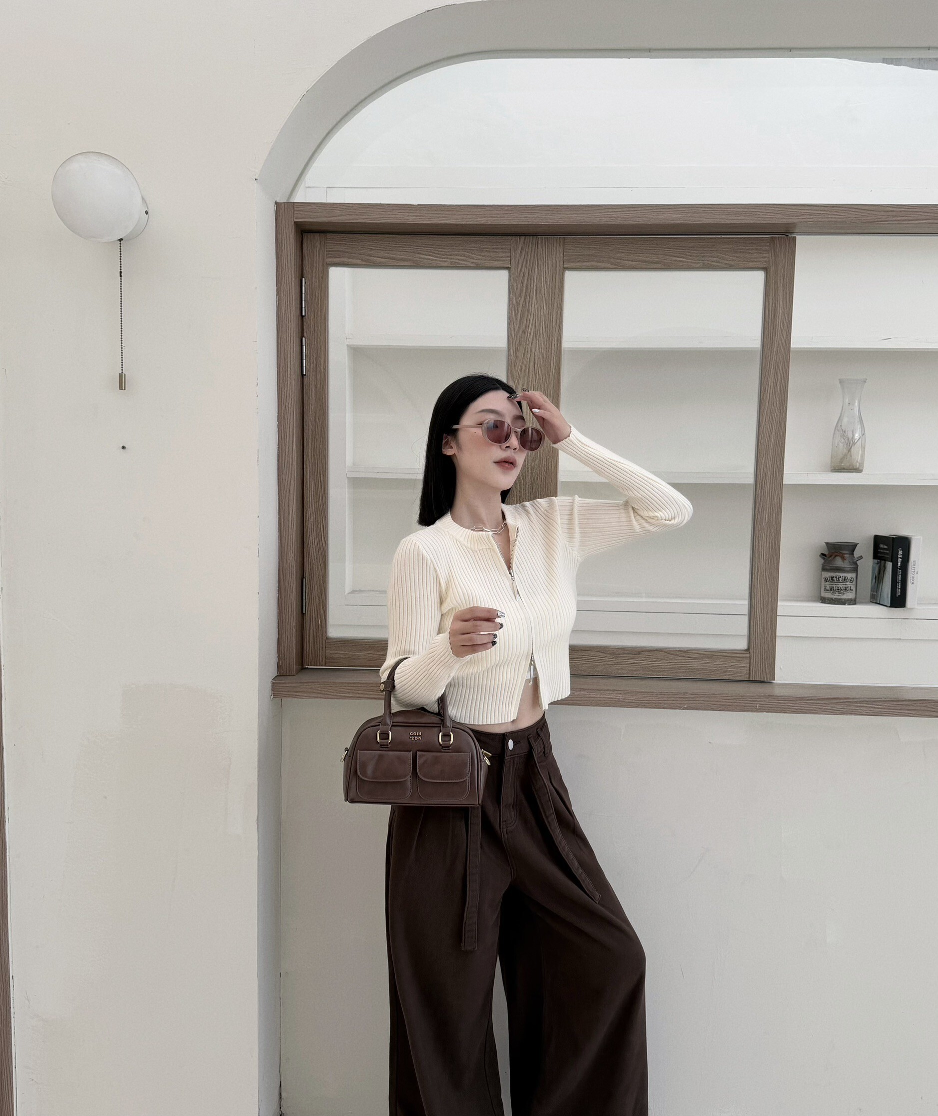 4B5F5F01-DC09-4236-AEC7-DD85B4F7B811