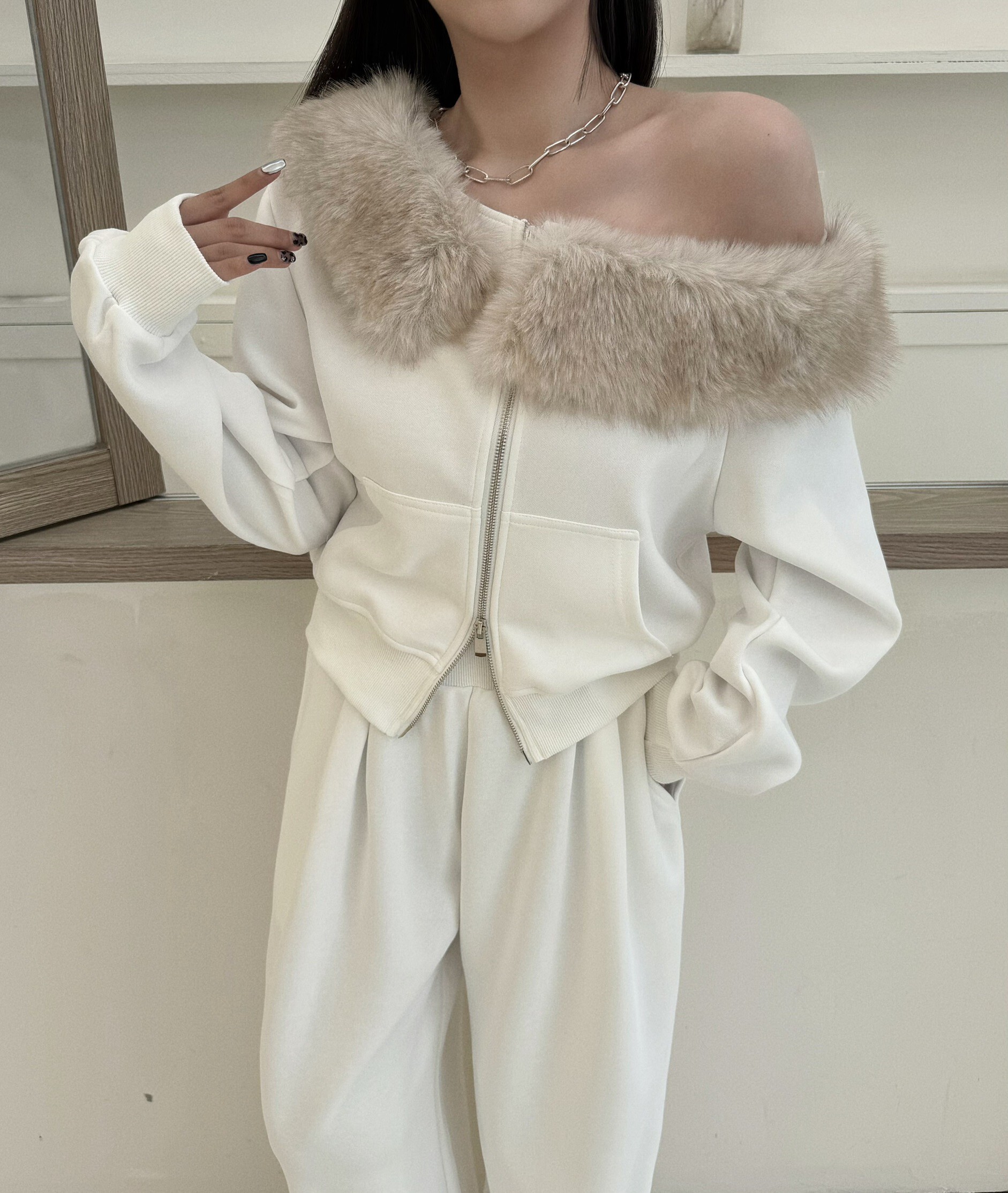 3711ECF5-CBE6-4B05-A2C3-A235F0AE8E6B