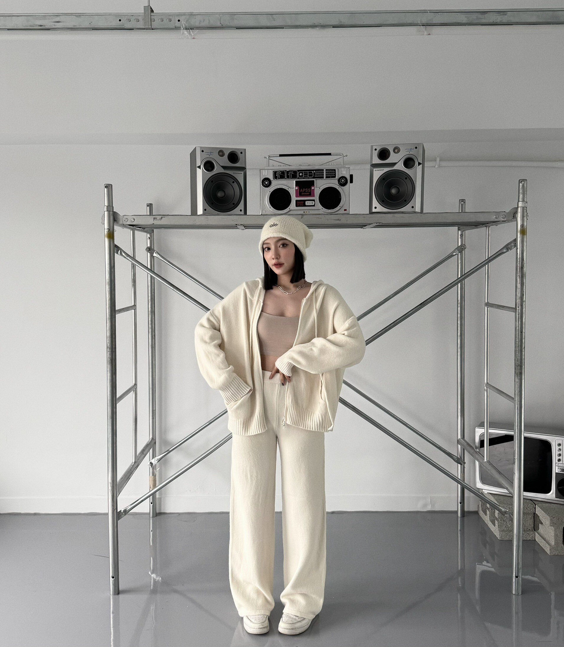 3843709C-83D1-4E55-AB2A-620E9DBD8B70