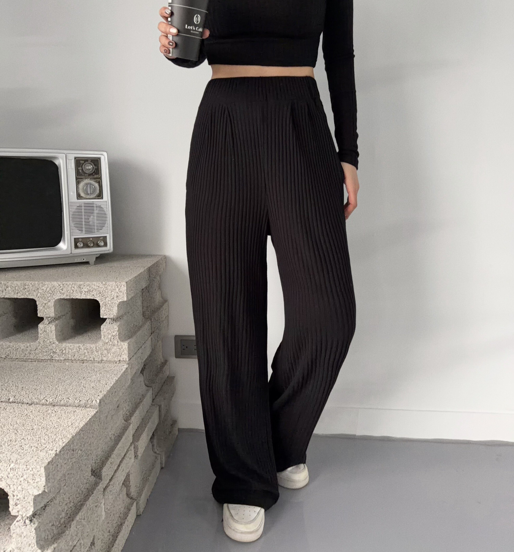 BAA65469-6390-4AB7-AC87-A3B9025CE4BF