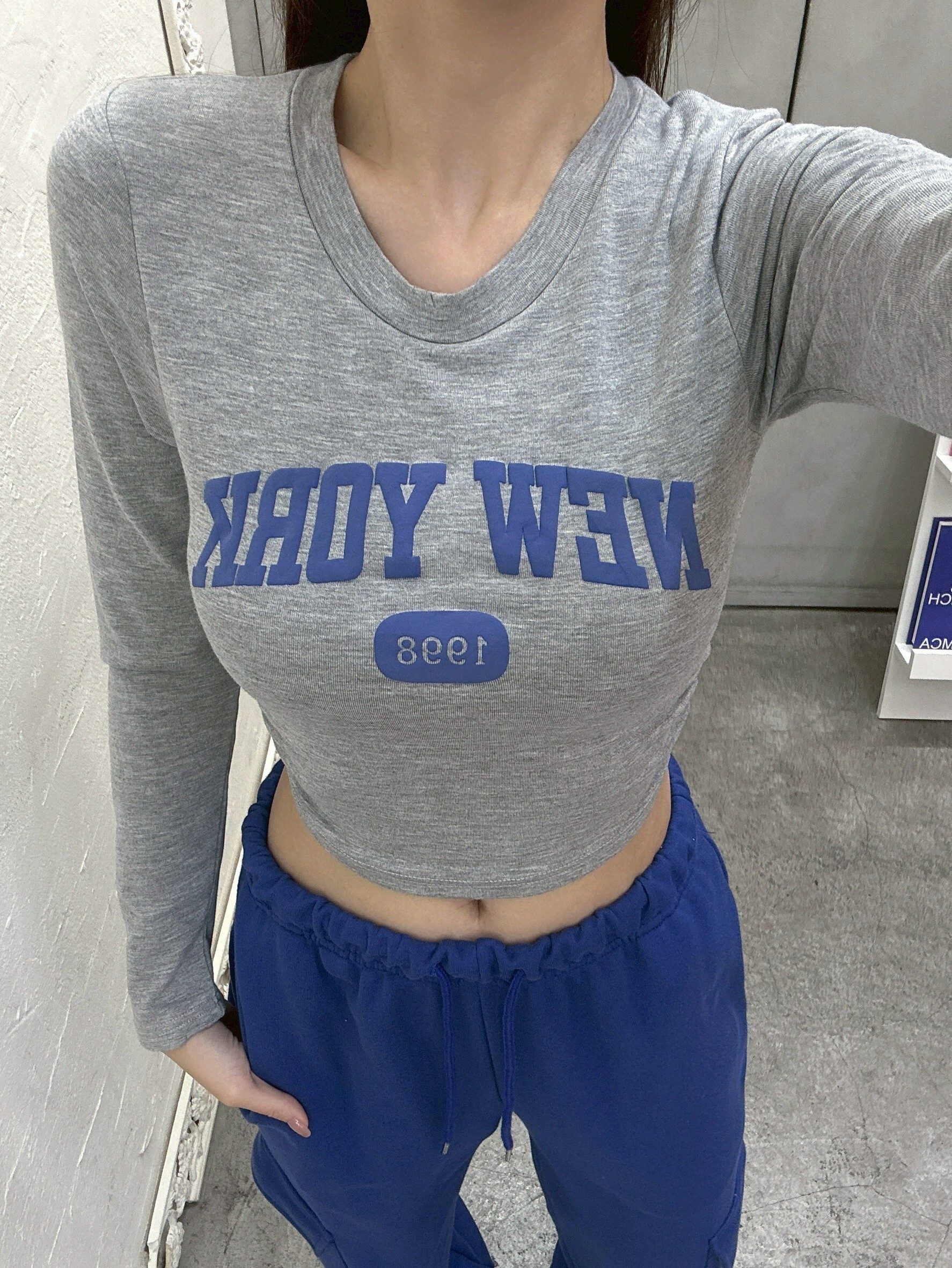 60D3AB5D-6F10-4156-8A2F-9B6A5F73F8E2