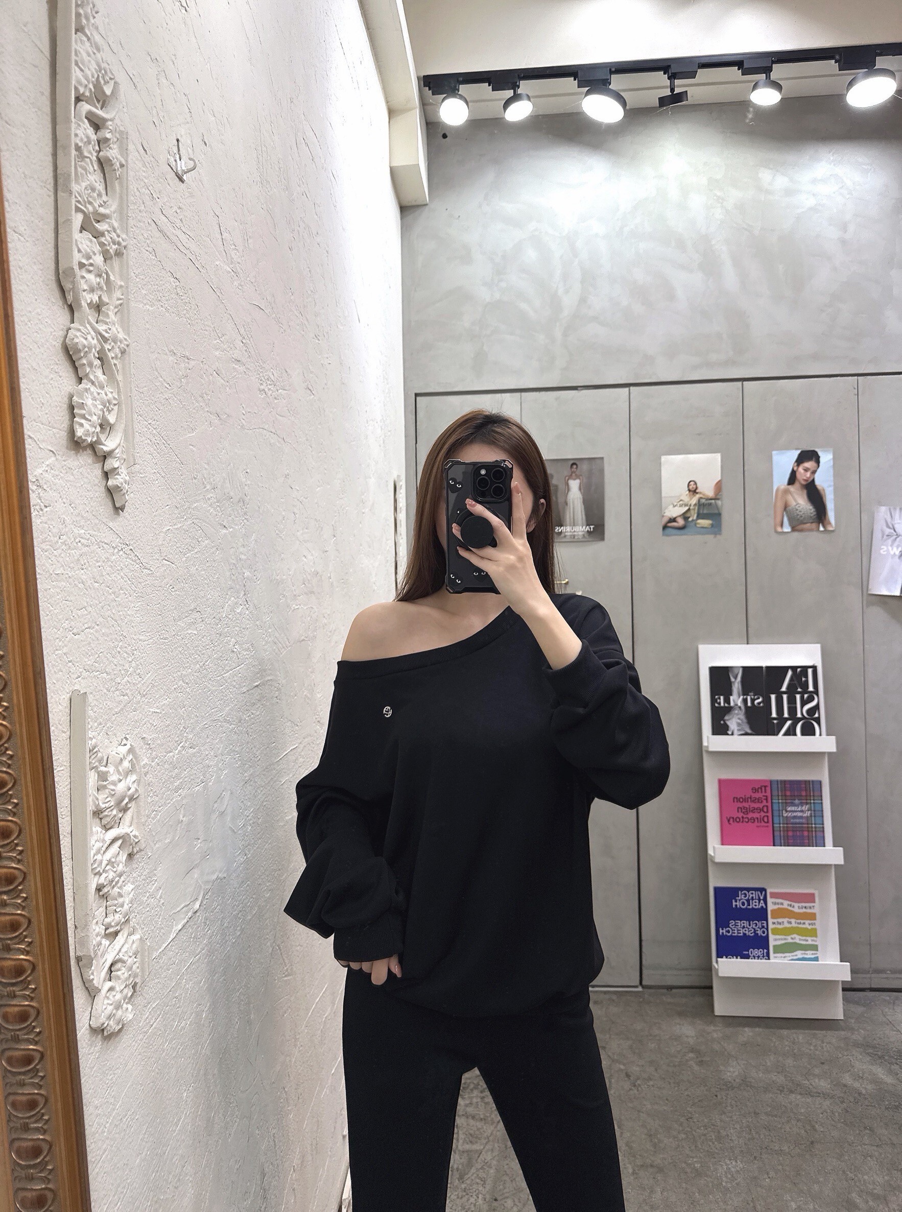 AB64B856-69FC-4C99-93B6-726D6940191C