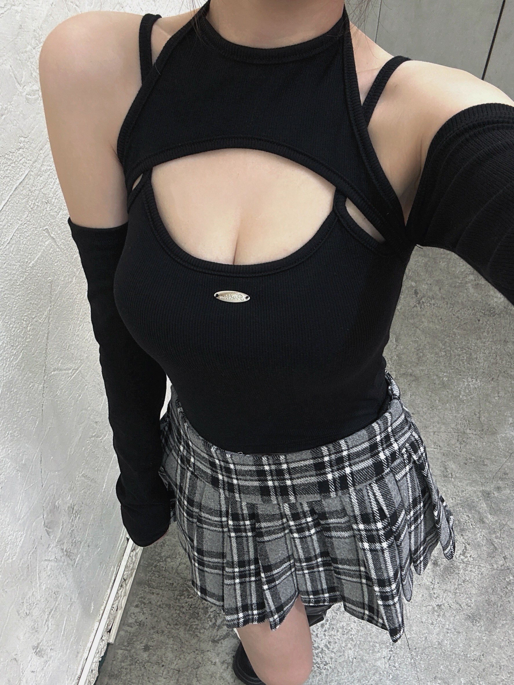 6D2D5183-BC59-4A40-A691-DD936211BAF7