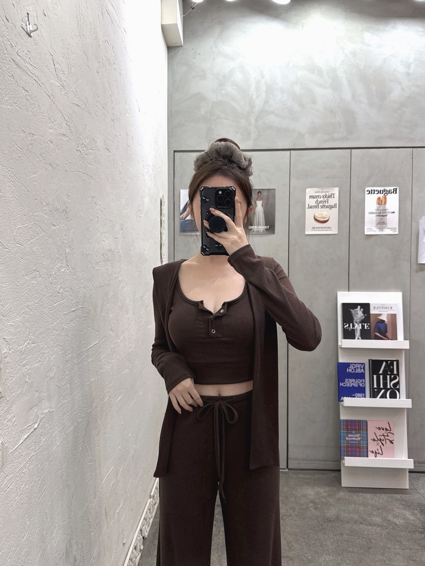 8F8E83F0-F36C-4E6E-A7AE-D6A2B8DF1369