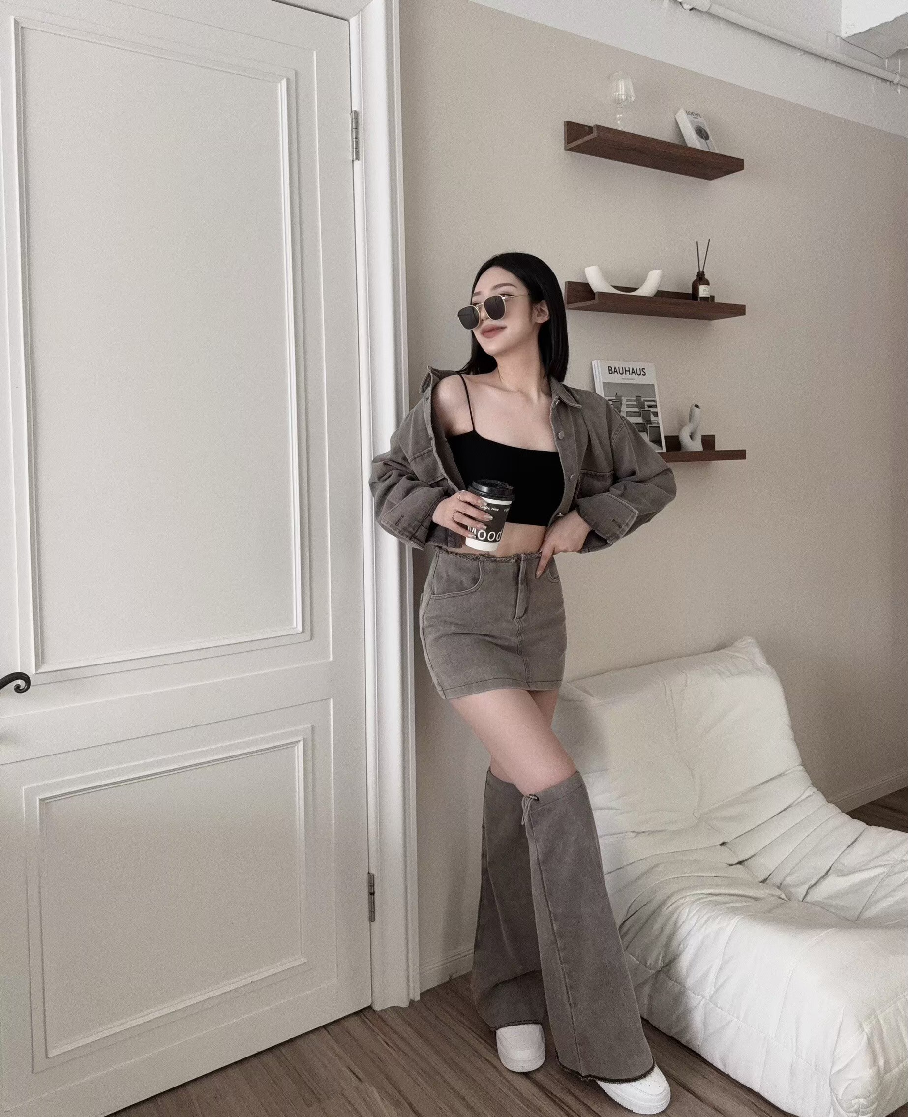 53D2AC21-DB23-467F-8B28-81A0D996E9DD