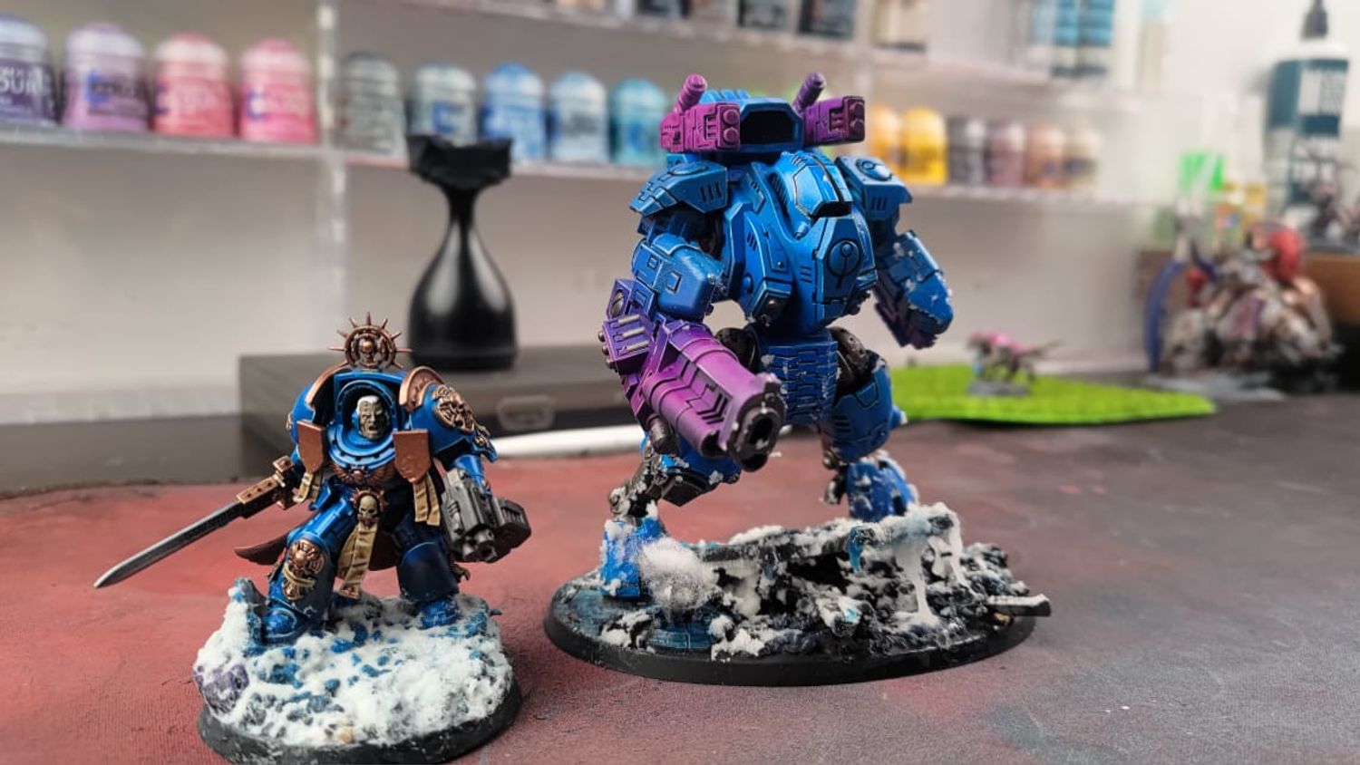 Space Marine Supply Co - HELPING HANDS