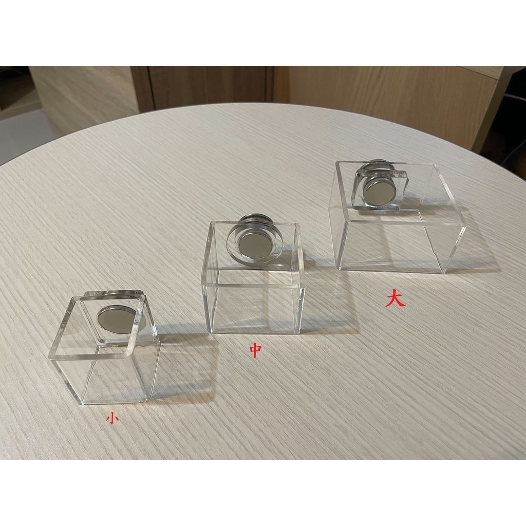 sg-11134201-22100-uax9j4sugdiv01