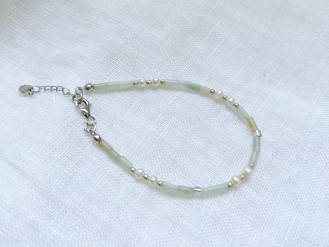 5A39F6AF-1621-4865-BE64-992B80C46D7E 2