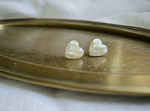 21467696-AC7C-4009-93B6-369DF6914583