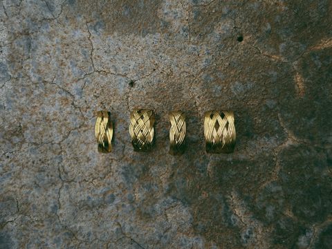 左2-W02 Ring、右1-W01Ring