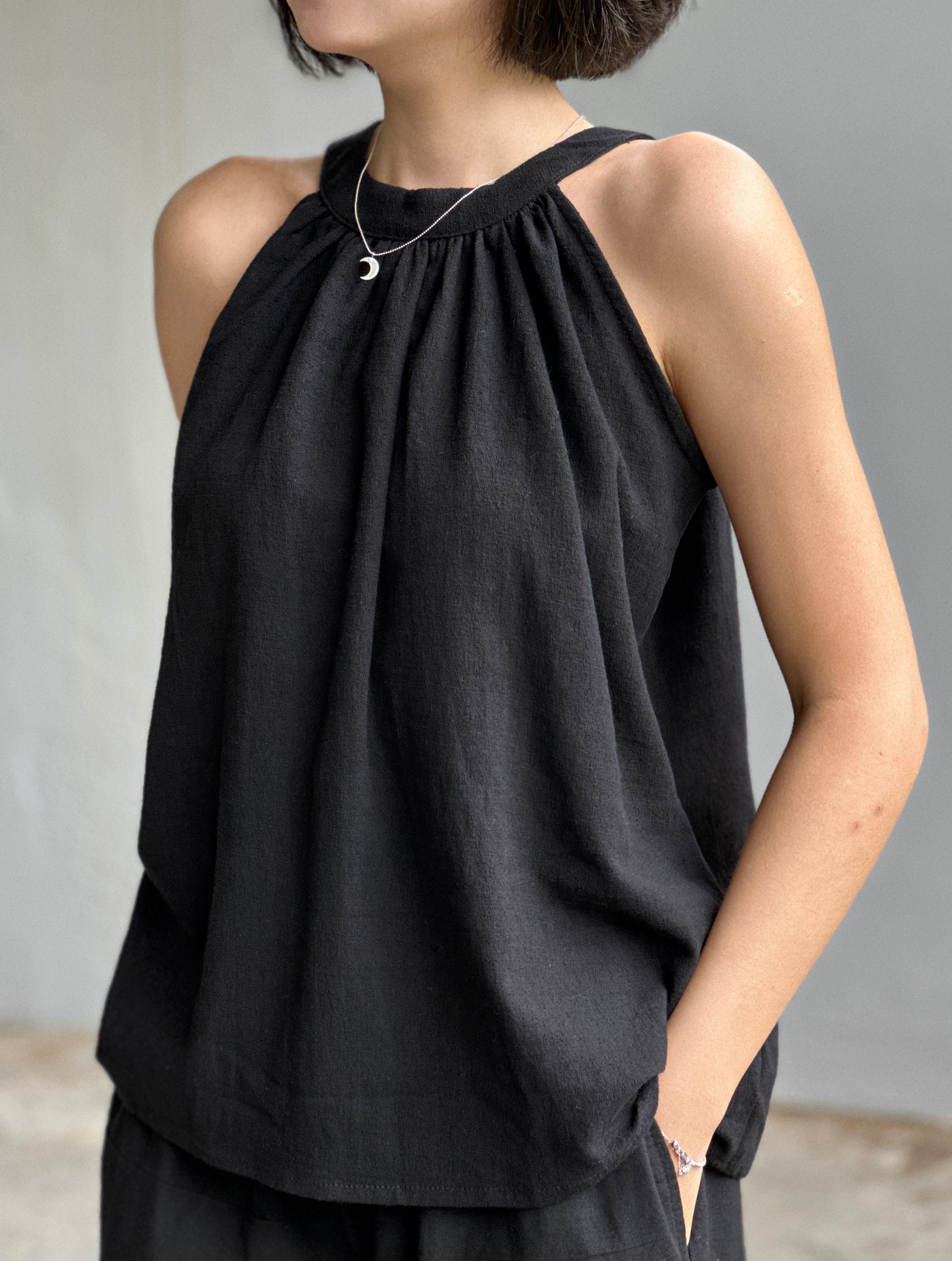 葵-website-halter-neck-black-8