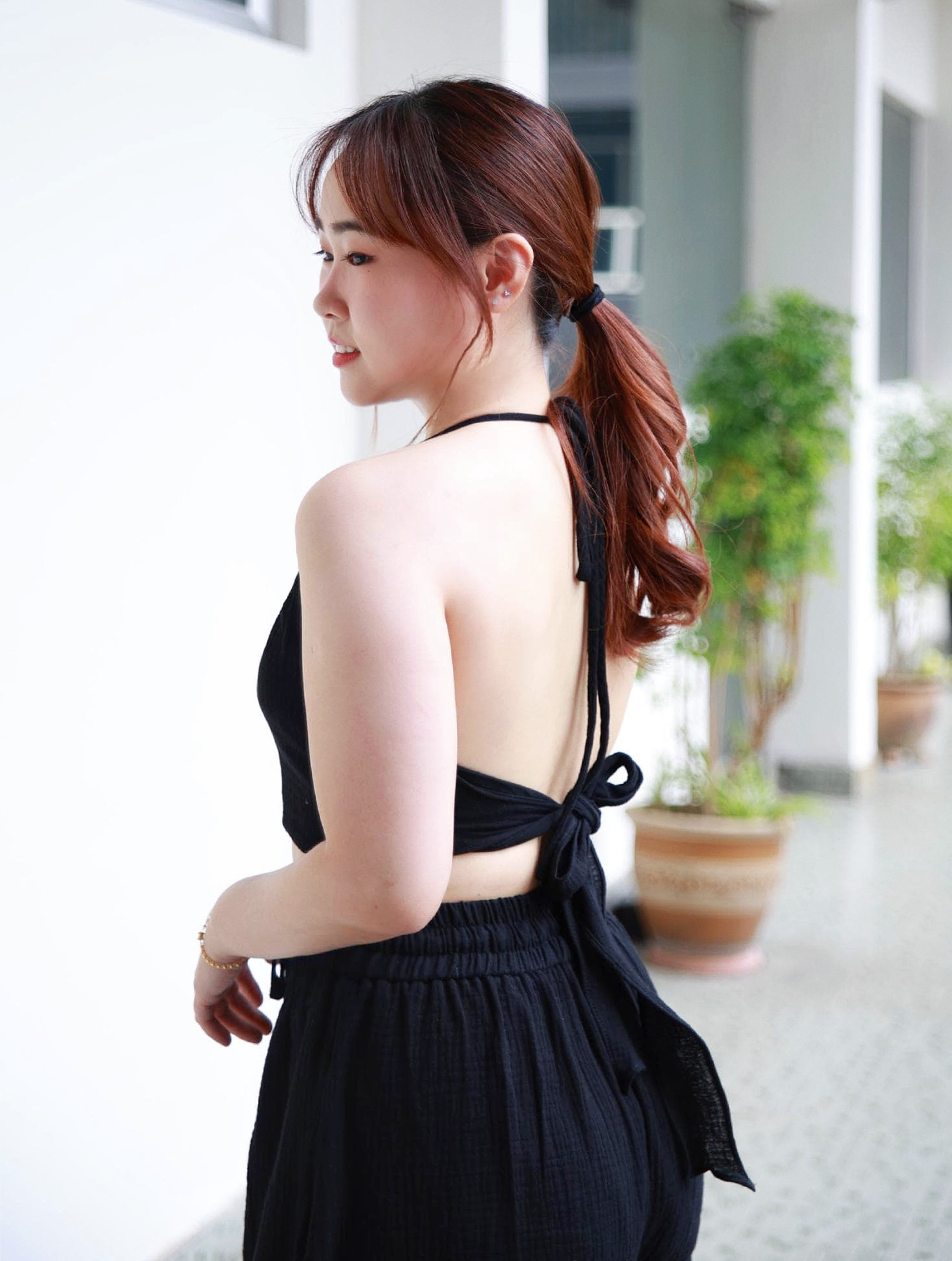Himawari-website-openback-black-9