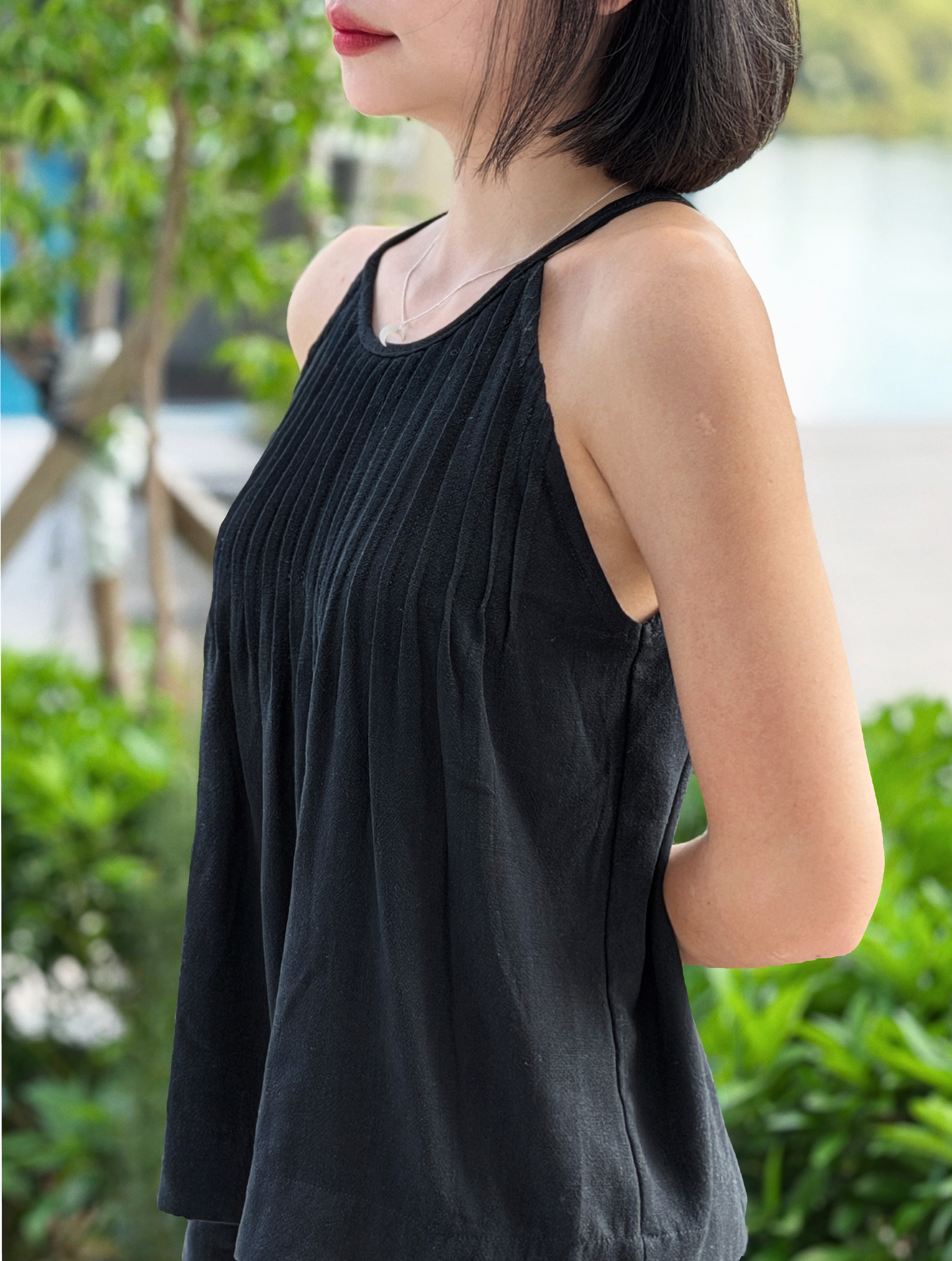 Himawari-website-haltertop-sfblack-10