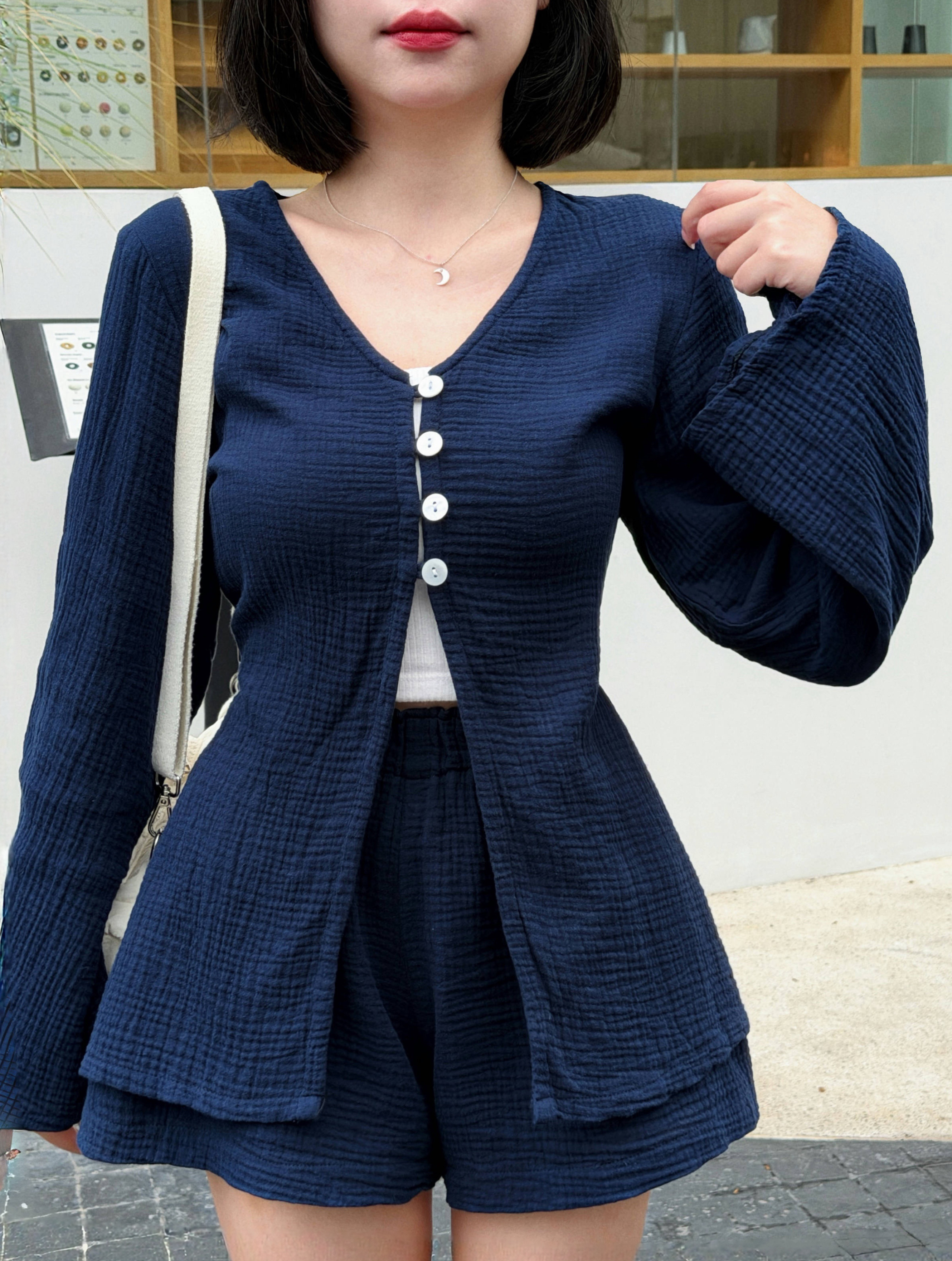 Himawari-website-vneck-indigo-9