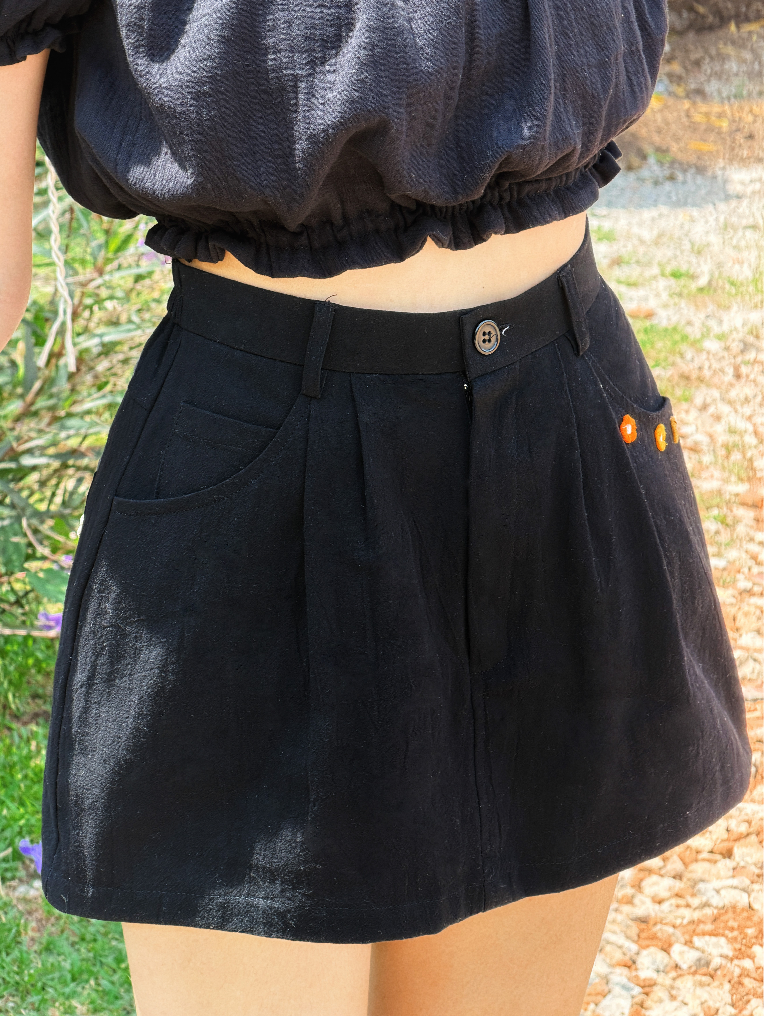 Himawari-website-linen-miniskirt-black-4