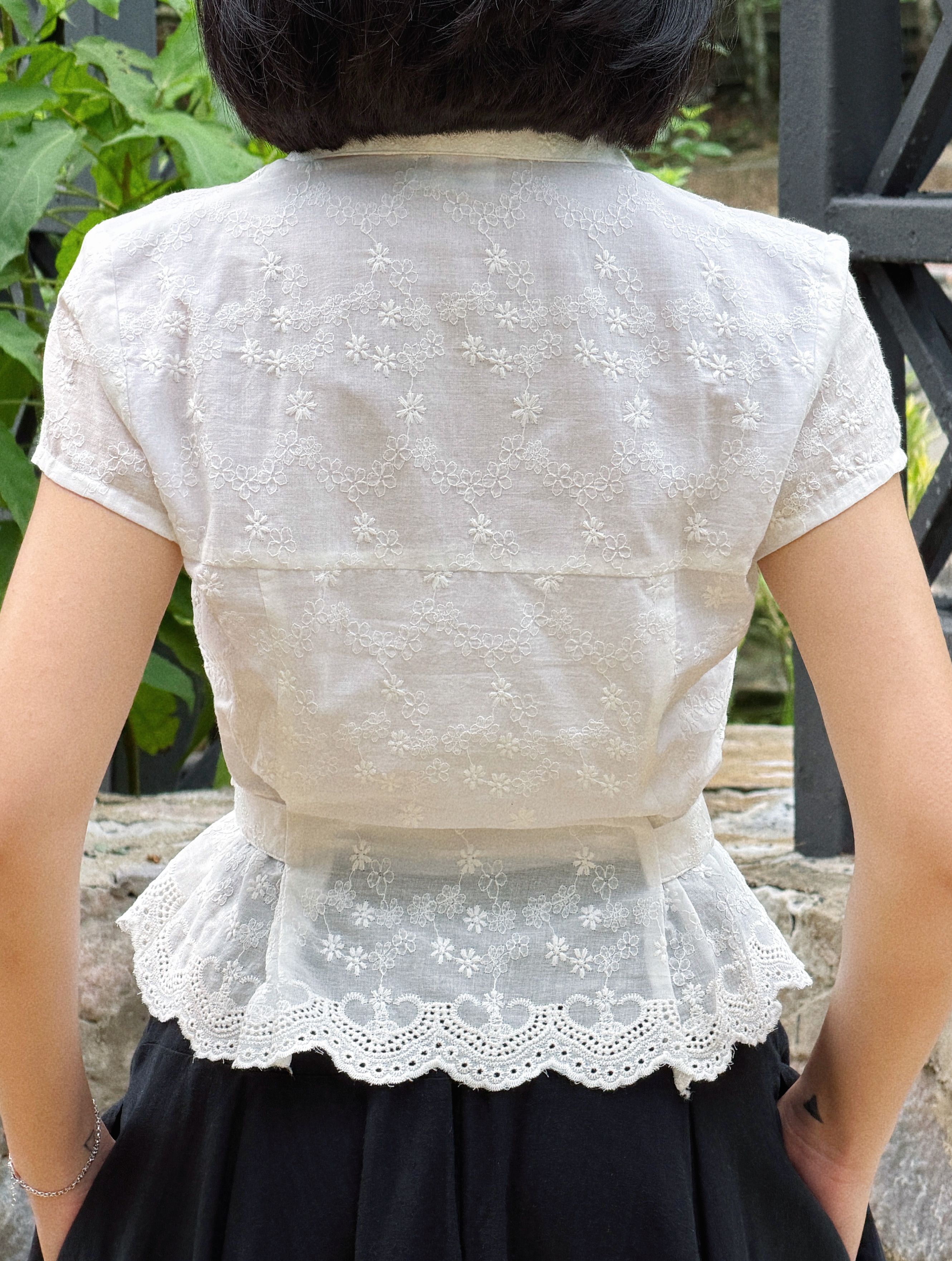 Himawari-website-lace-top-white-12